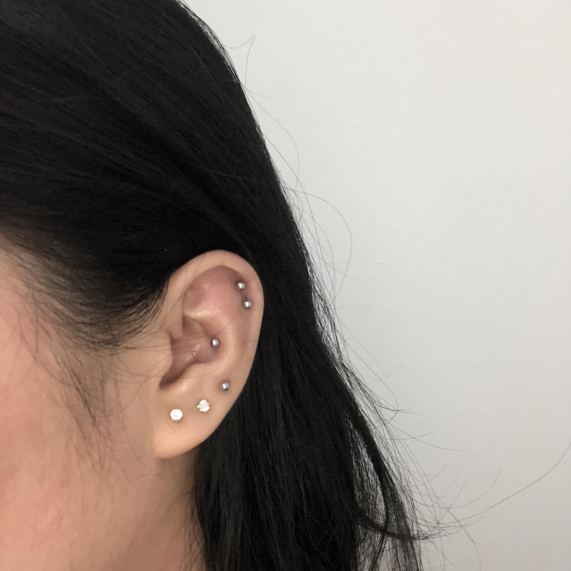 Just got a new conch piercing and I’m kinda iffy with the placement