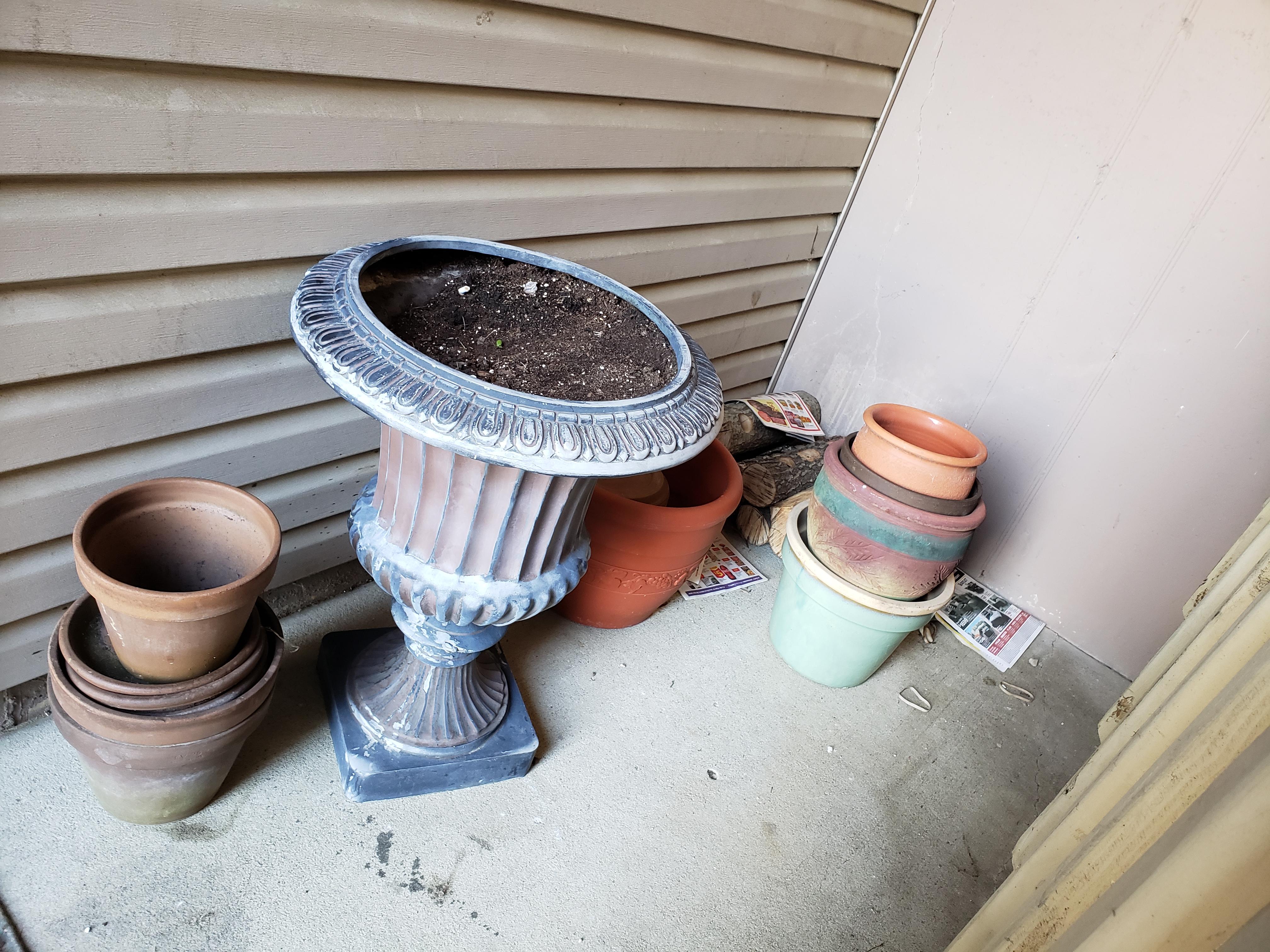 Got all these planters for free! ZeroWaste