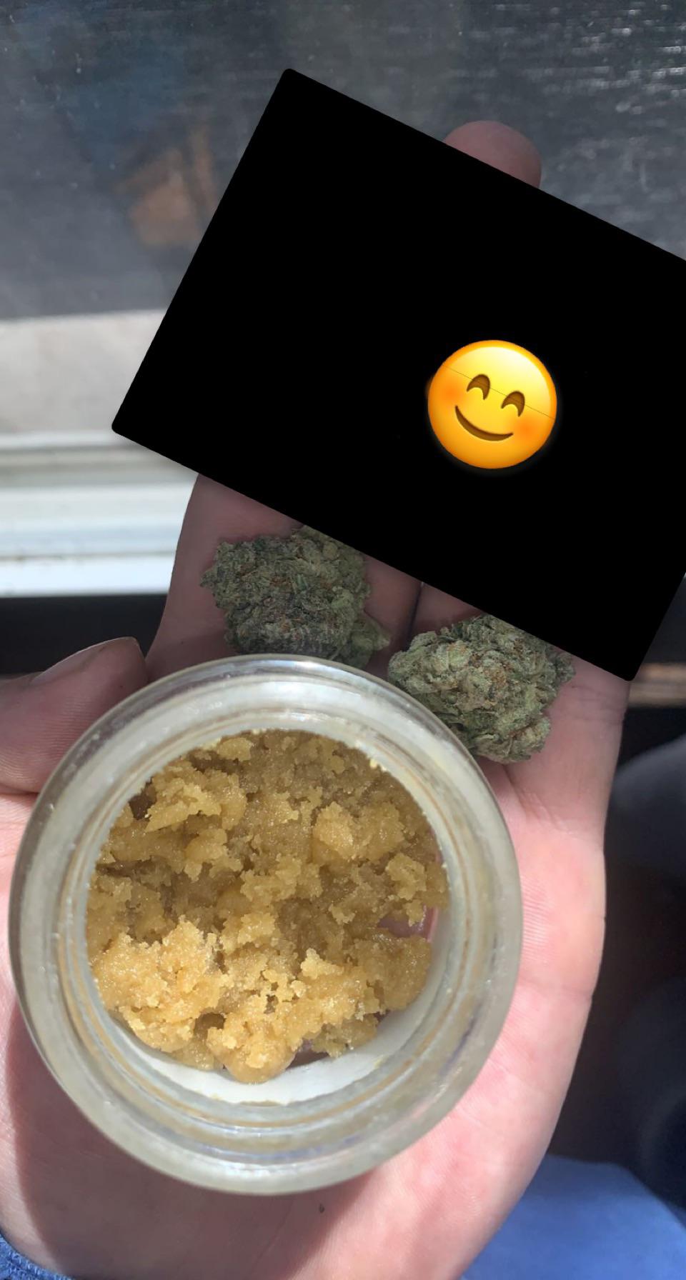 Hope everyone is having a BEAUTIFUL Sunday 🌞. Apparently today is