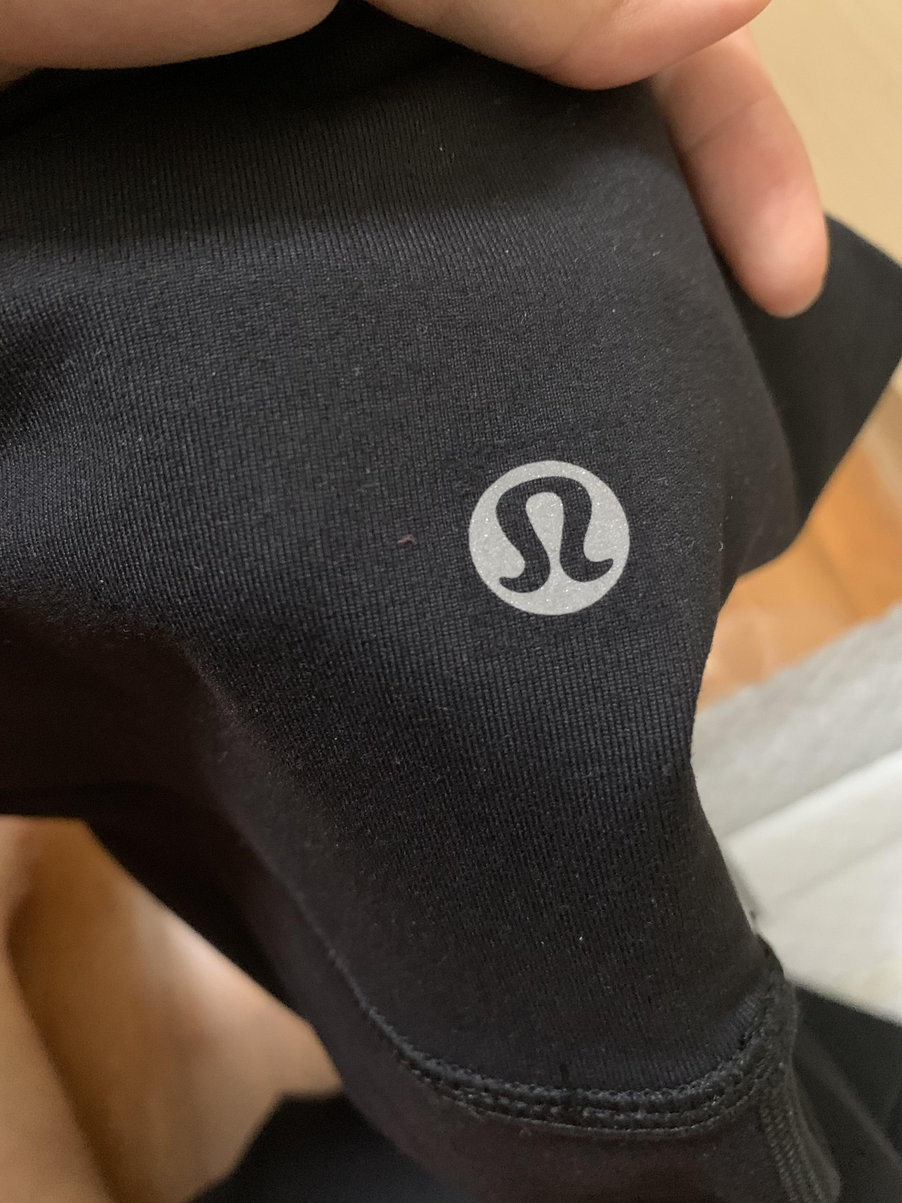 lululemon logo real vs fake