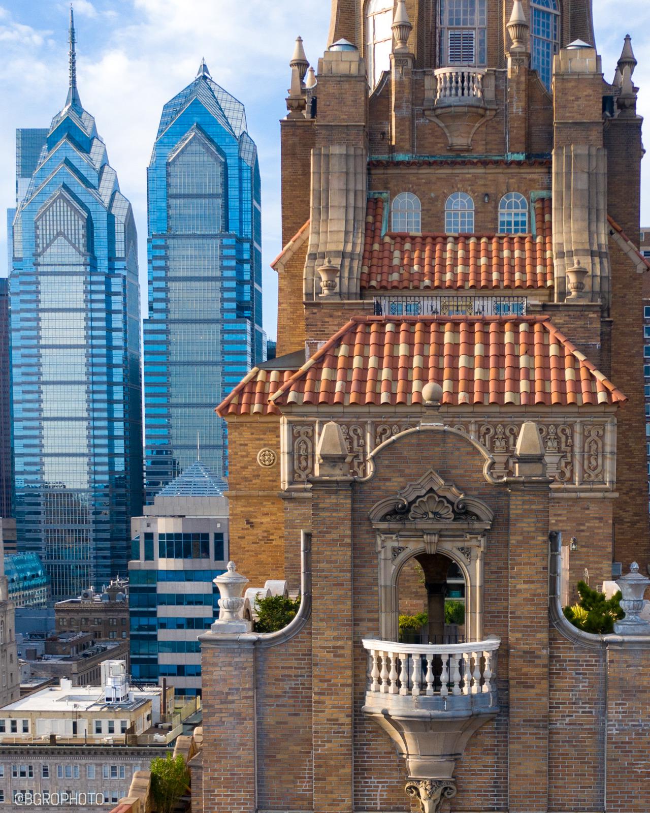 AMAZING pic of The Drake Tower 😻 r/philadelphia