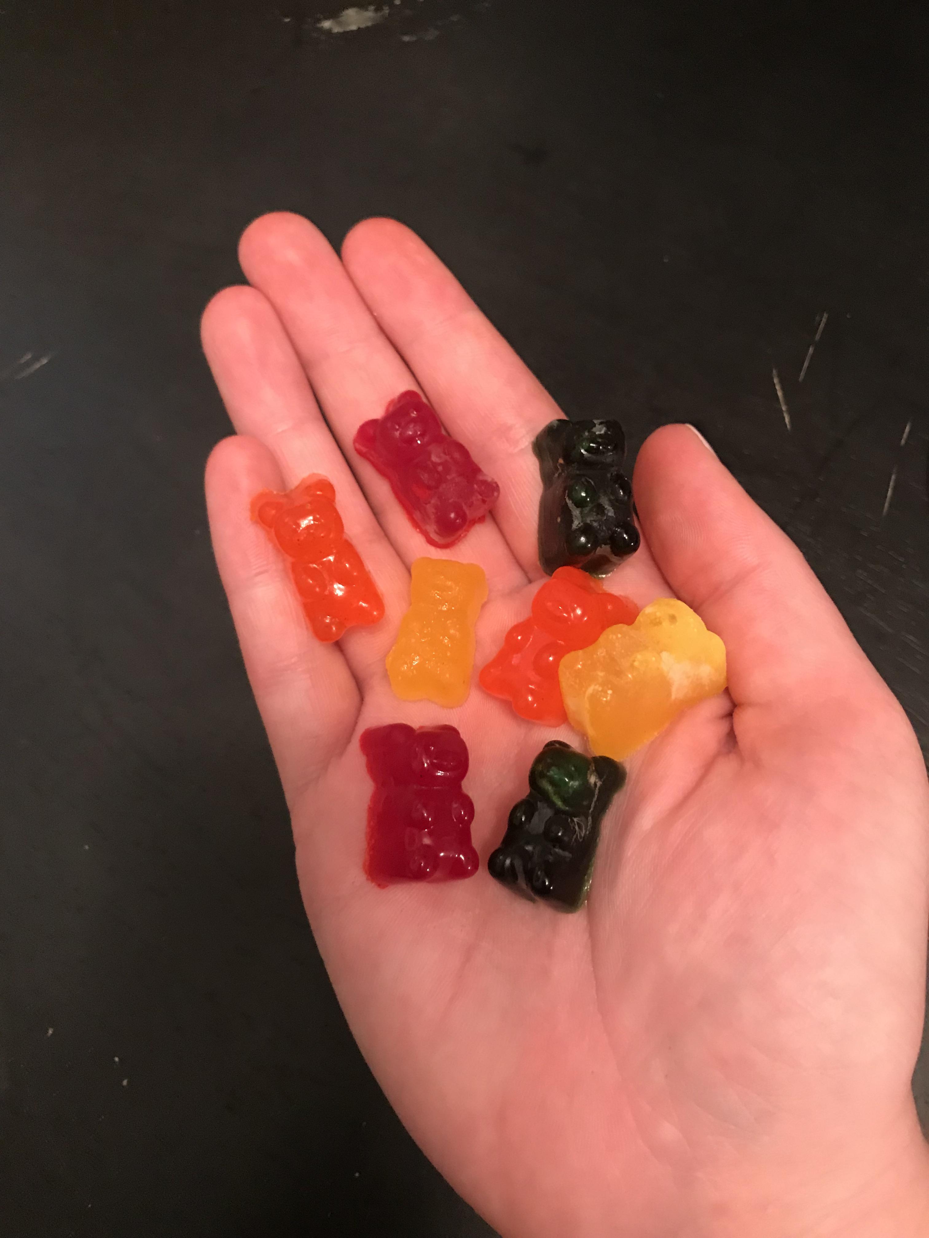 0 carb gummy bears made from scratch! 20 calories for 25 bears and they