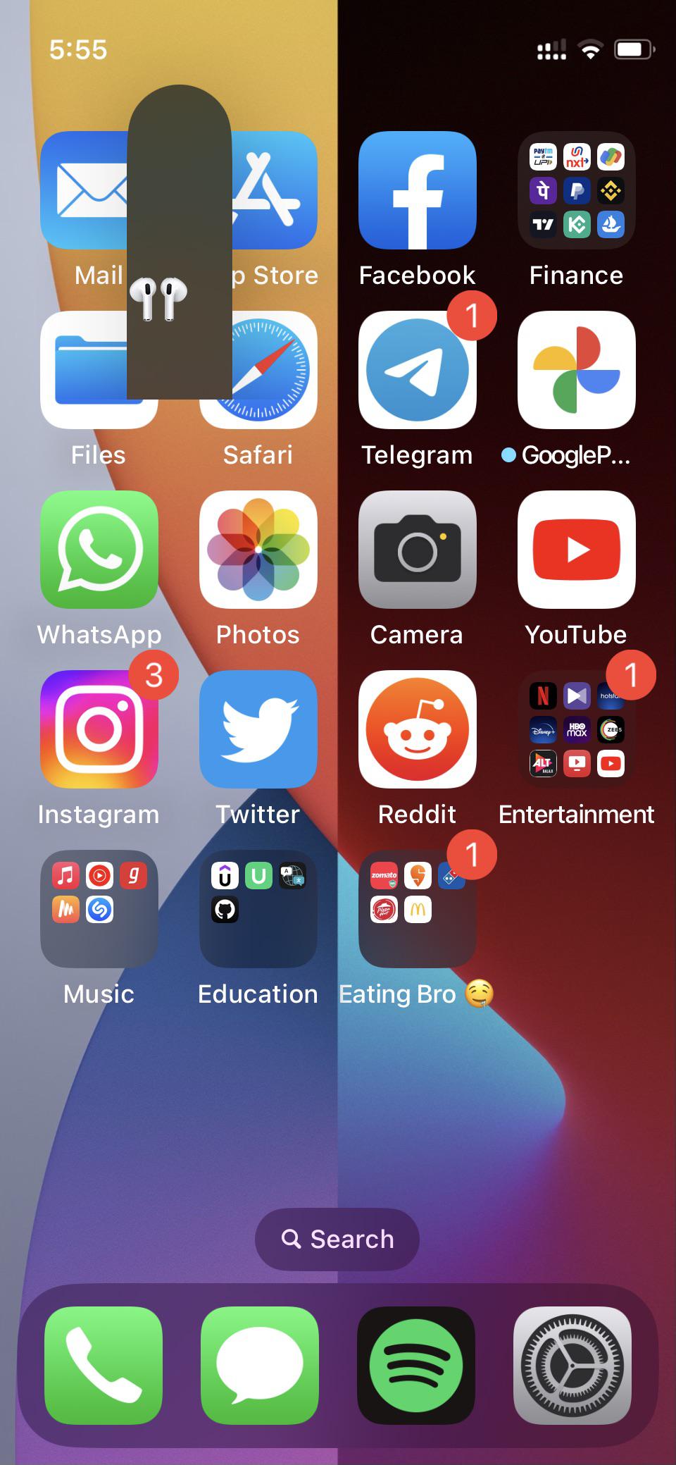 16.0 (20A5356a) when on closing netflix app and turn volume down this
