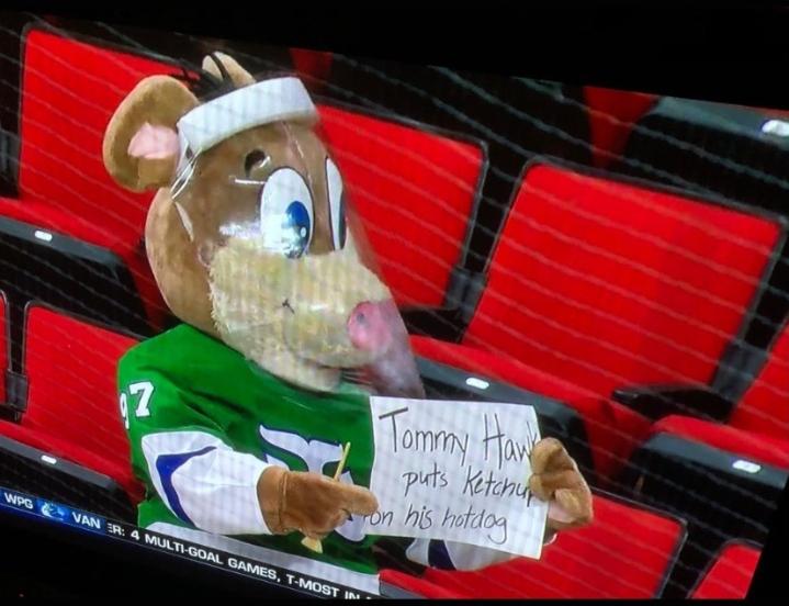 Stormy is a fellow ketchup hater. r/ketchuphate