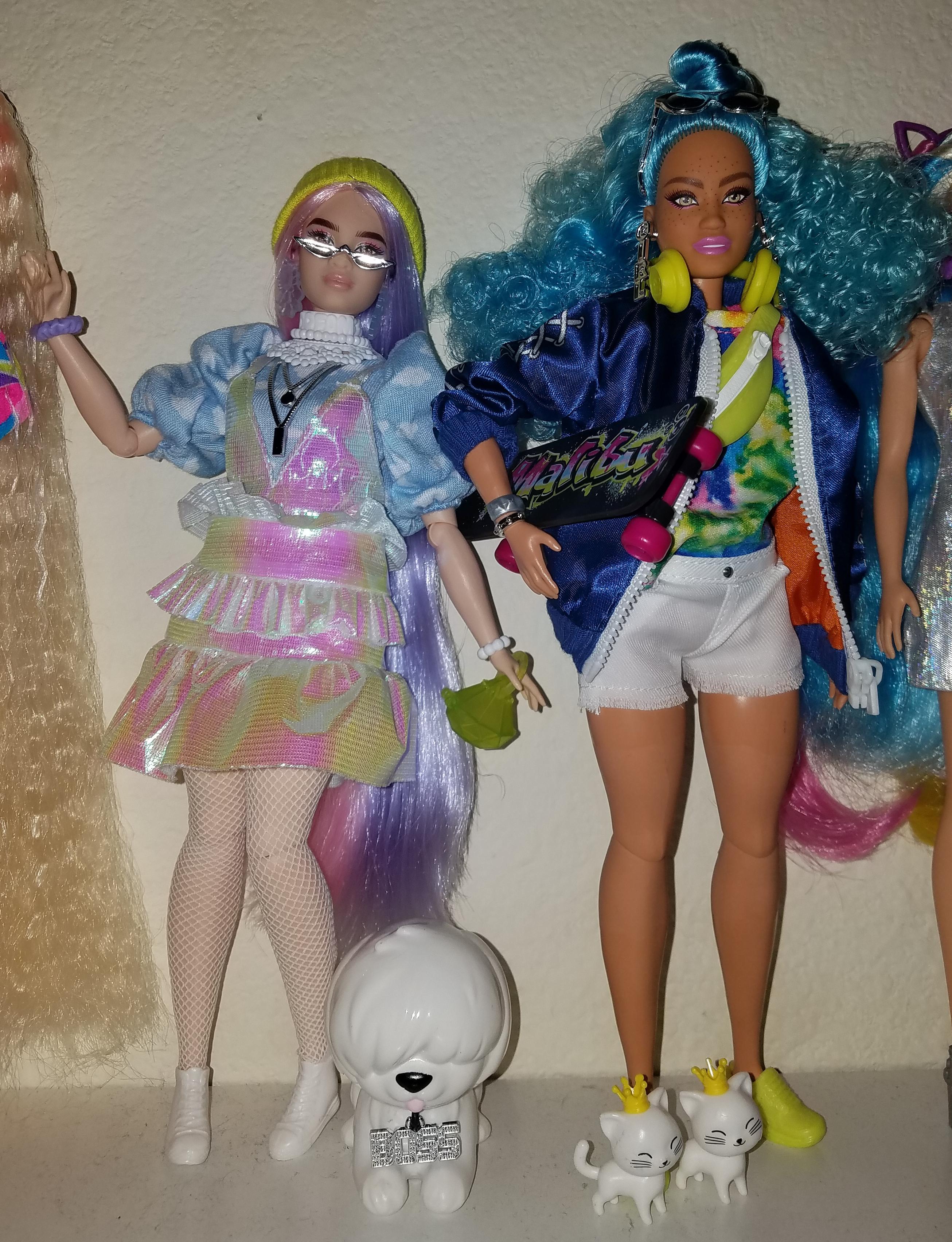 Opened up my Barbie Extra 4 doll, and her details are great! Her