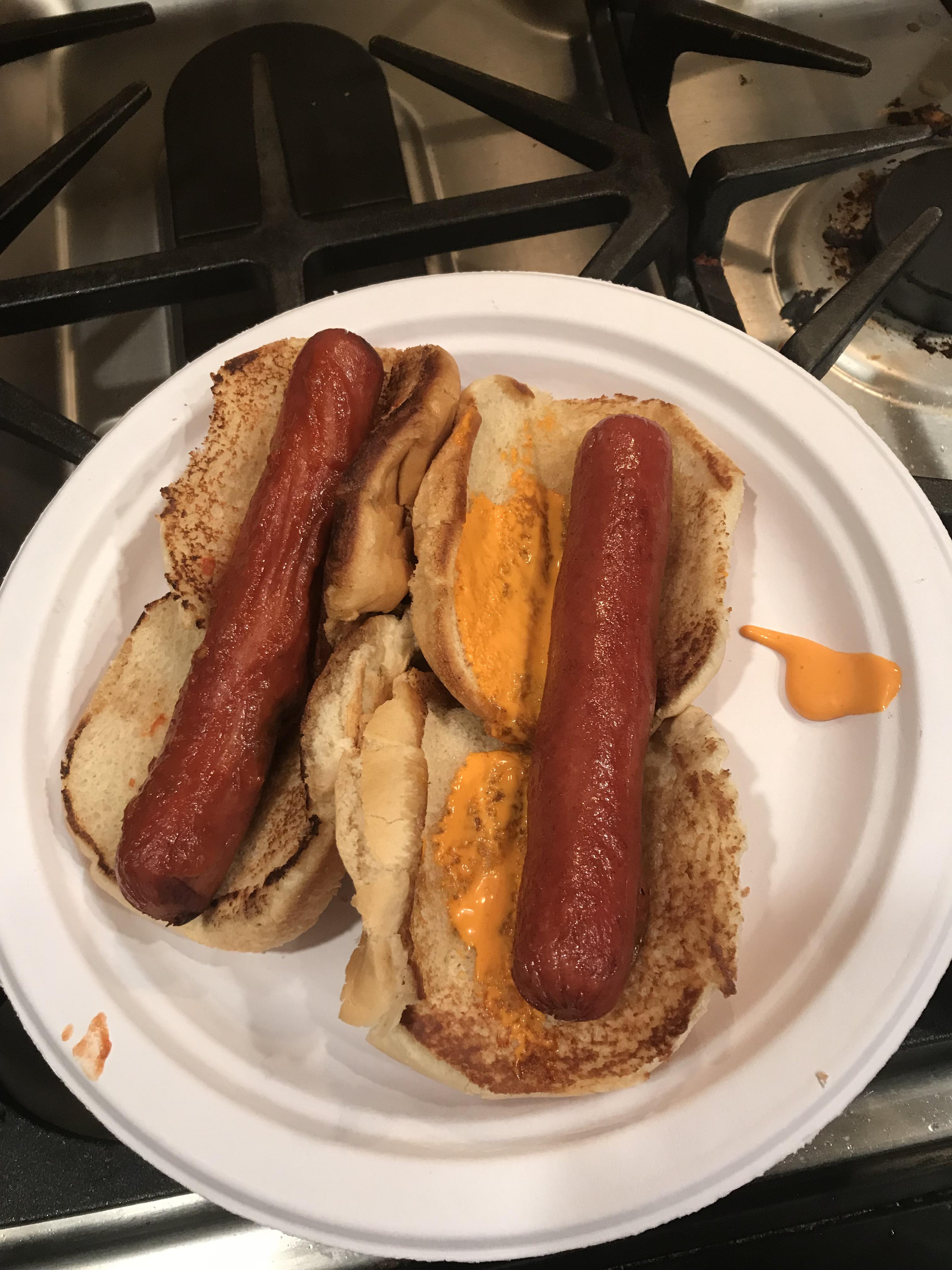 I don't mean to flex on you b*****s but.. hot dog with creamy buffalo