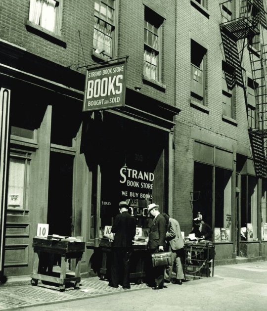 The Strand Book Store, 1938 r/nyc
