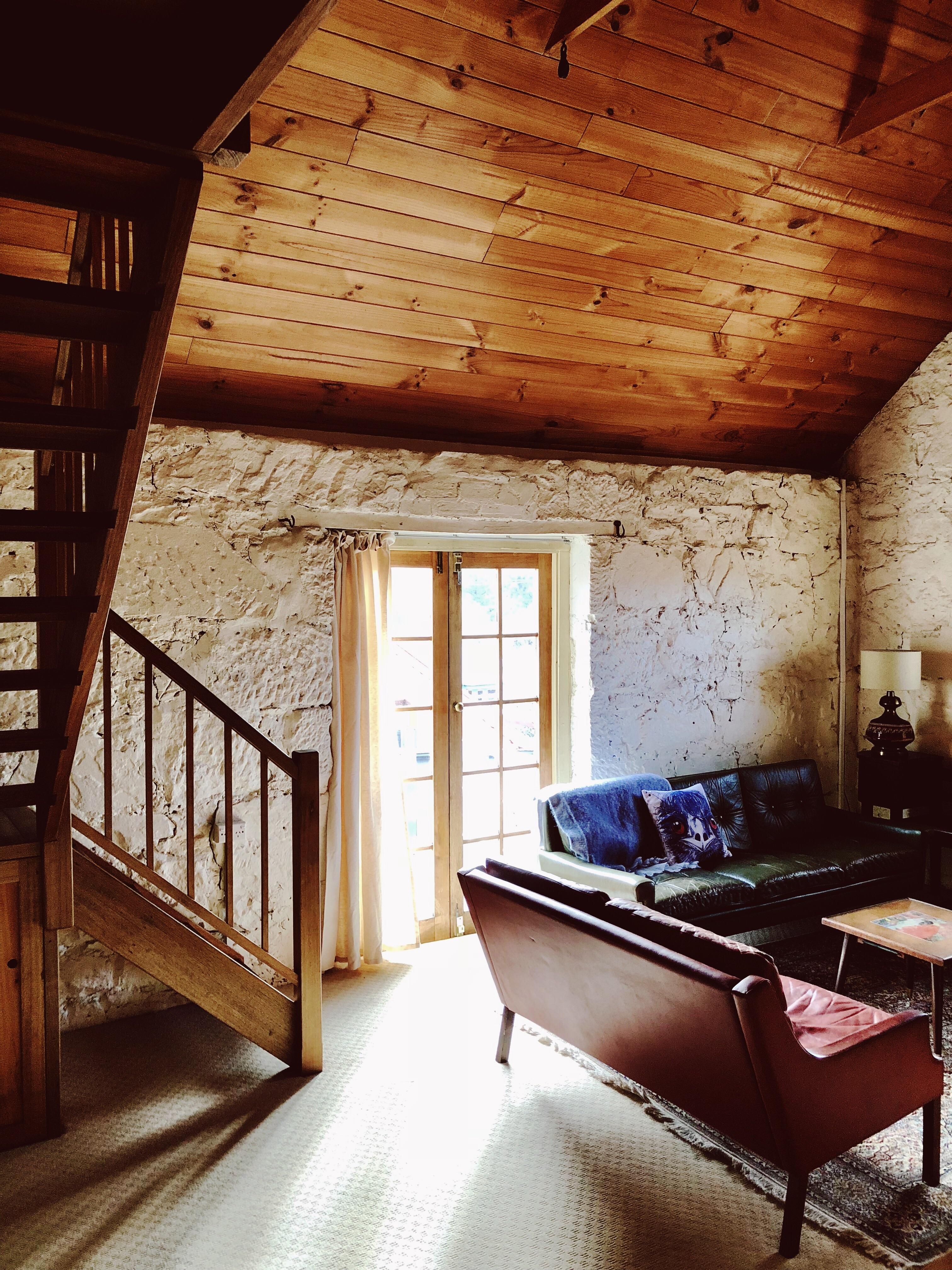 Our Airbnb in Hobart, Tasmania (Australia) r/CozyPlaces