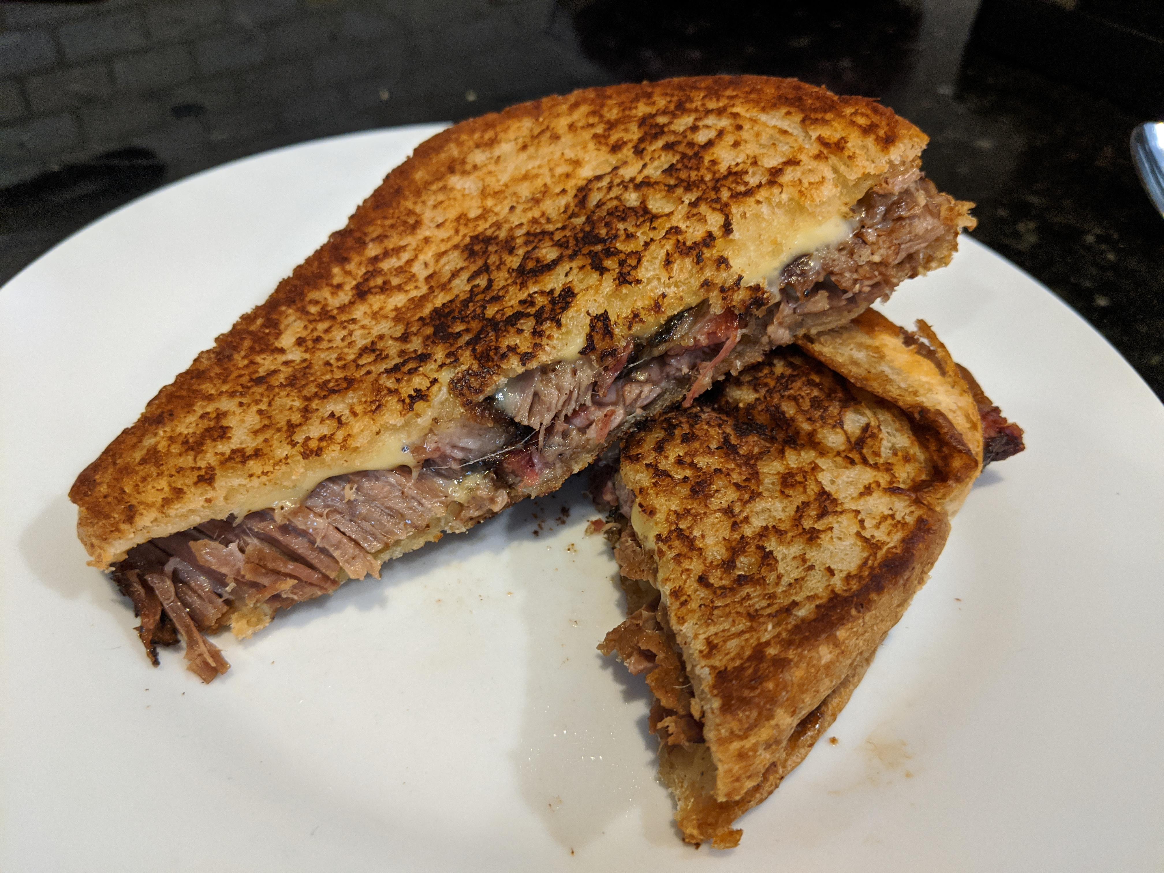 Smoked brisket and Gouda. r/melts