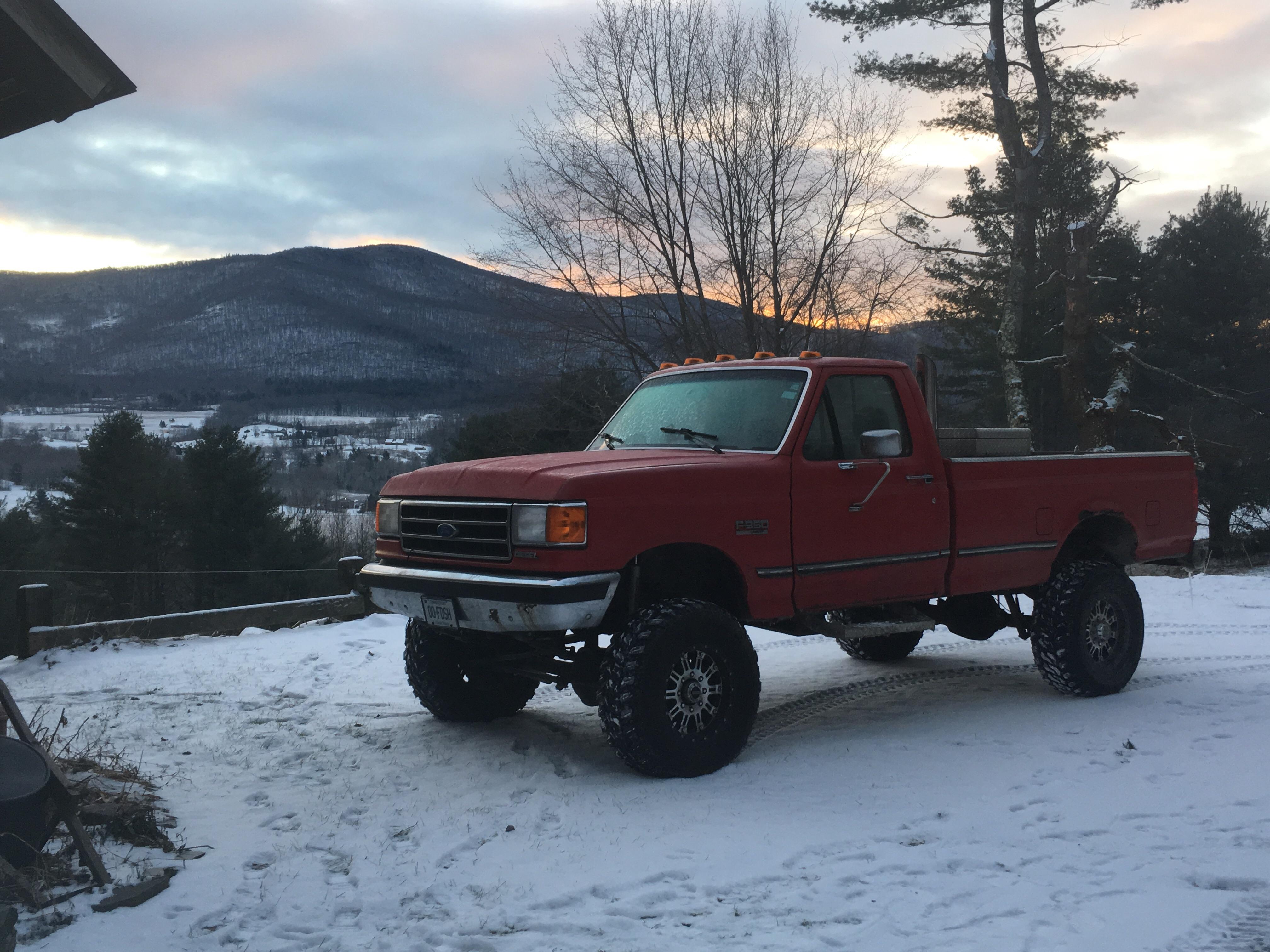 ‘88 F350 4 inch RC lift on 35” Mud Tires Diesel