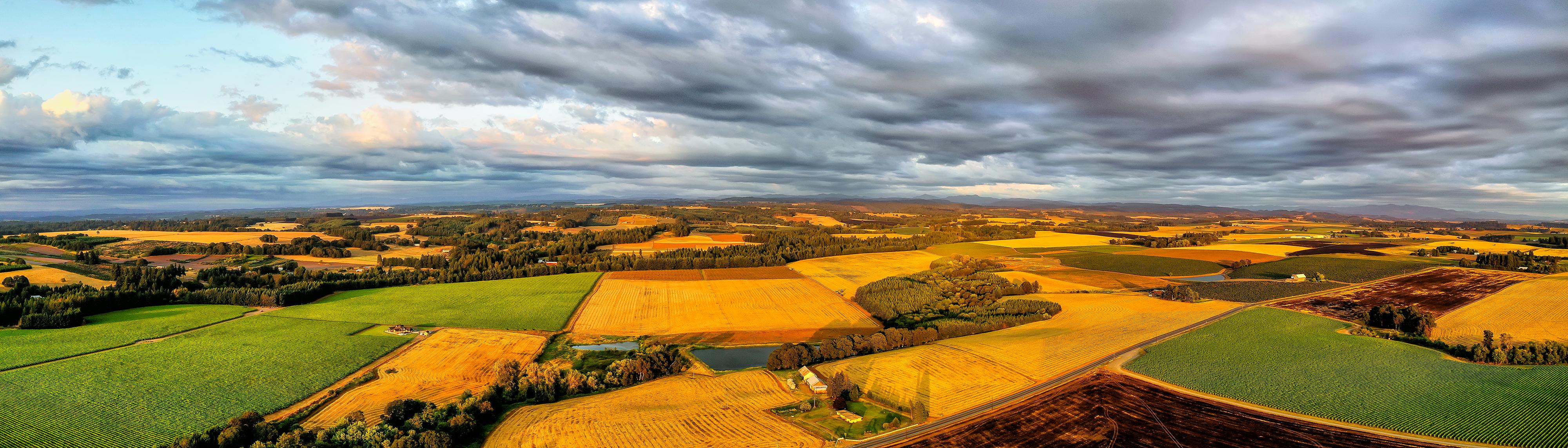 Willamette Valley, Oregon, US. r/drones