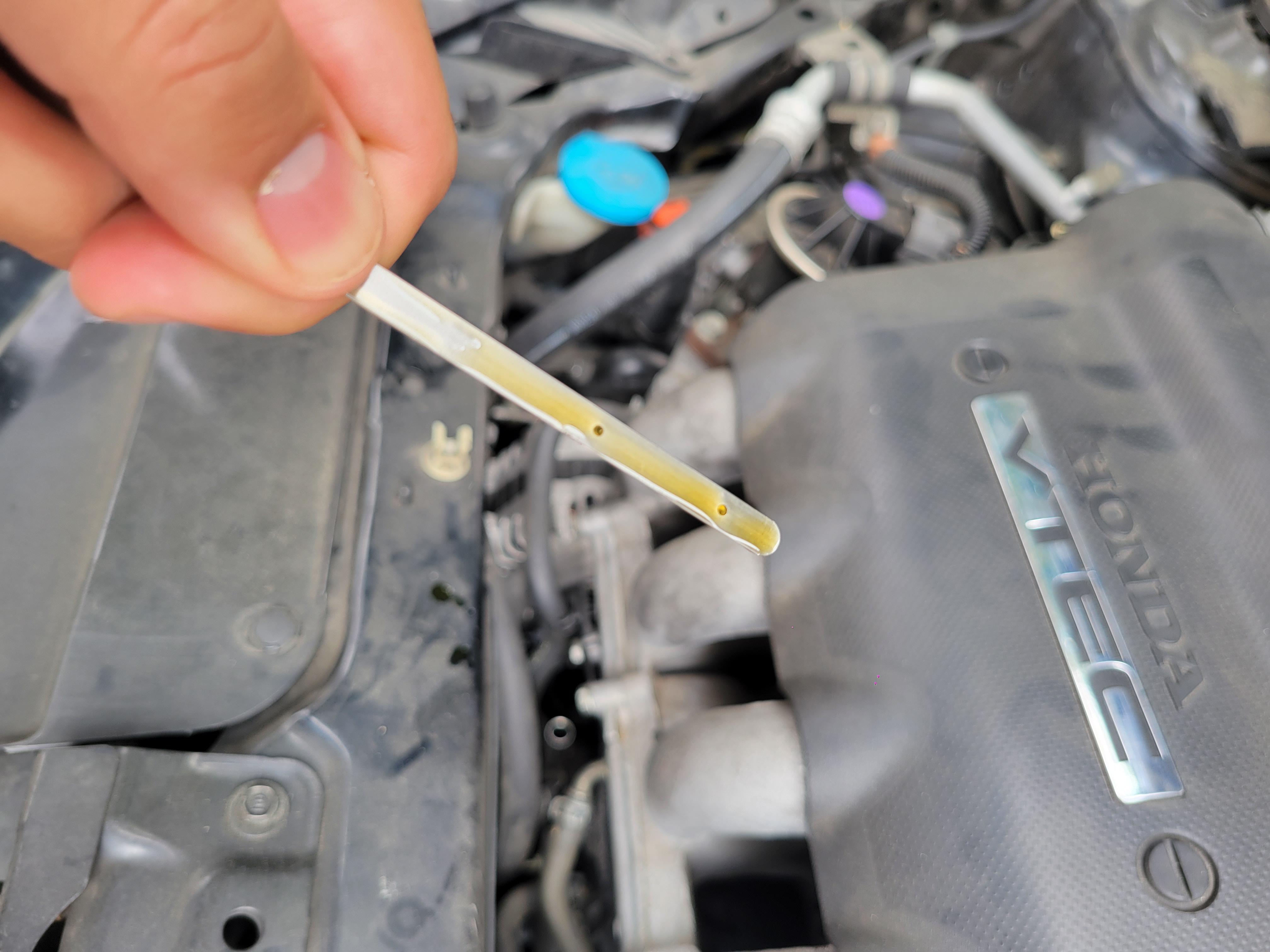 2007 Honda fit Sprt Oil Change : r/hondafit