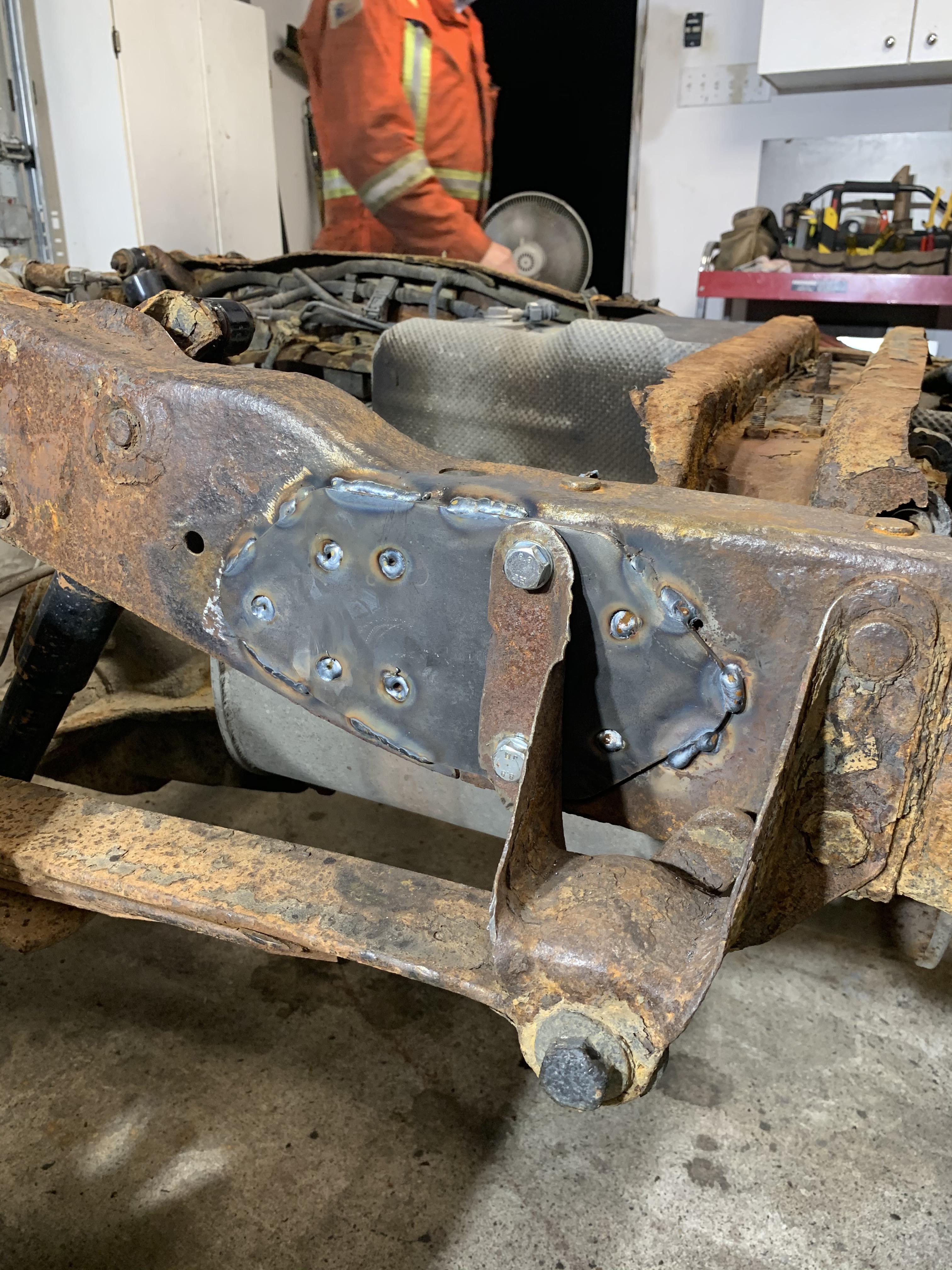 Found a bad crack on my rusty Ranger frame, so went all out with the