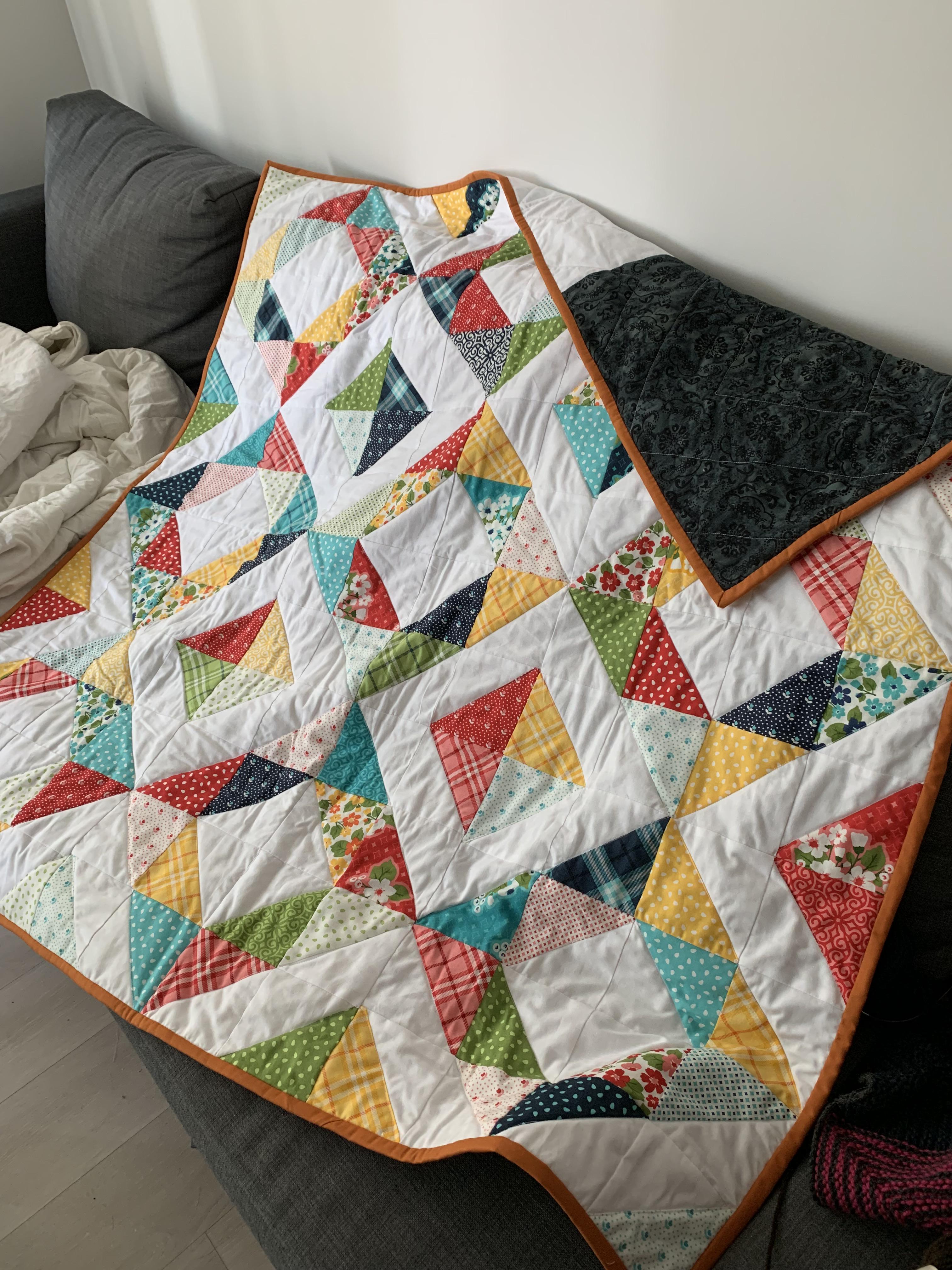 [FO] I finished my first quilt! A wedding gift for my sister, it taught