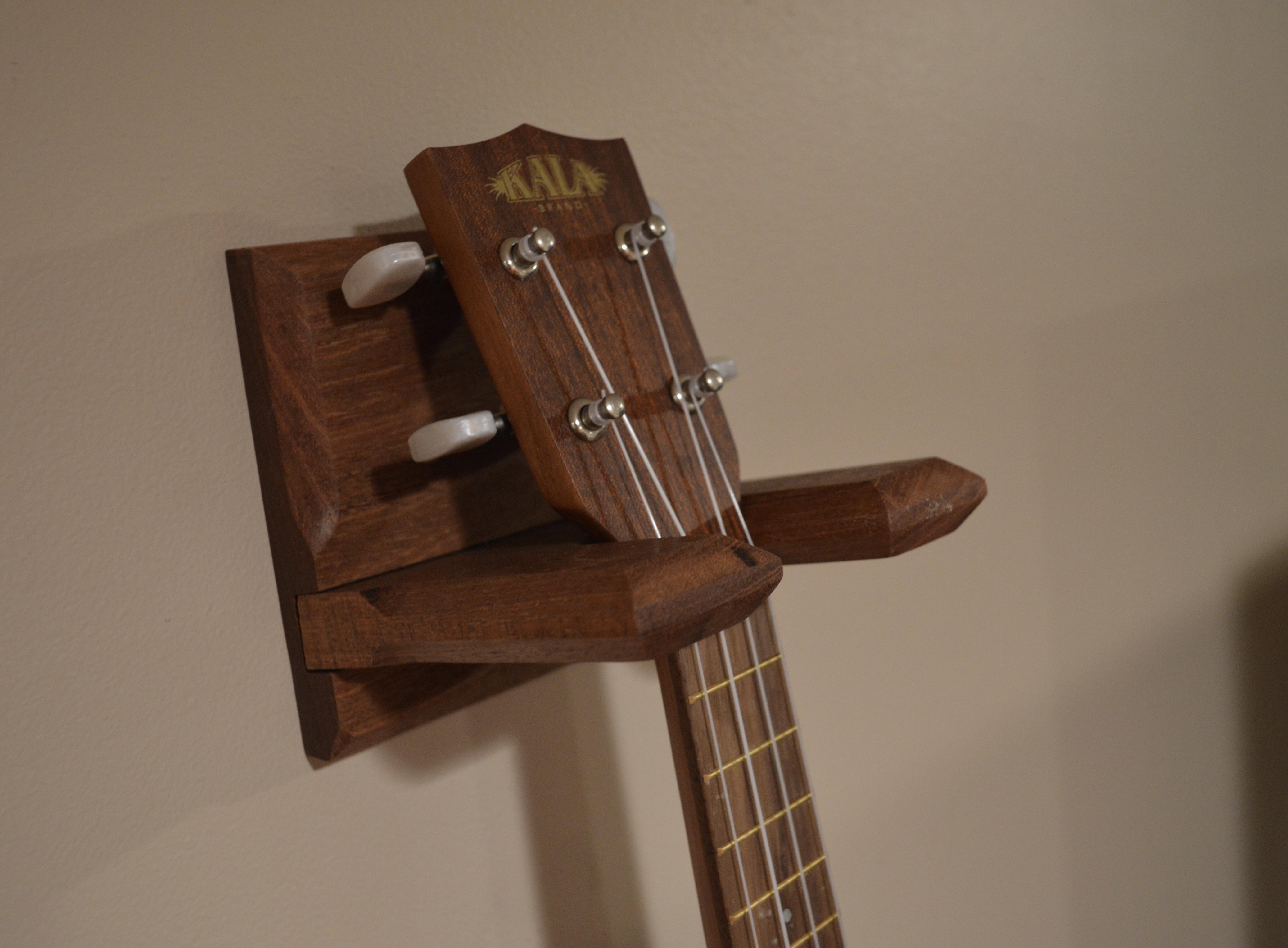 Ukulele Wall Mount from Mahogany r/BeginnerWoodWorking