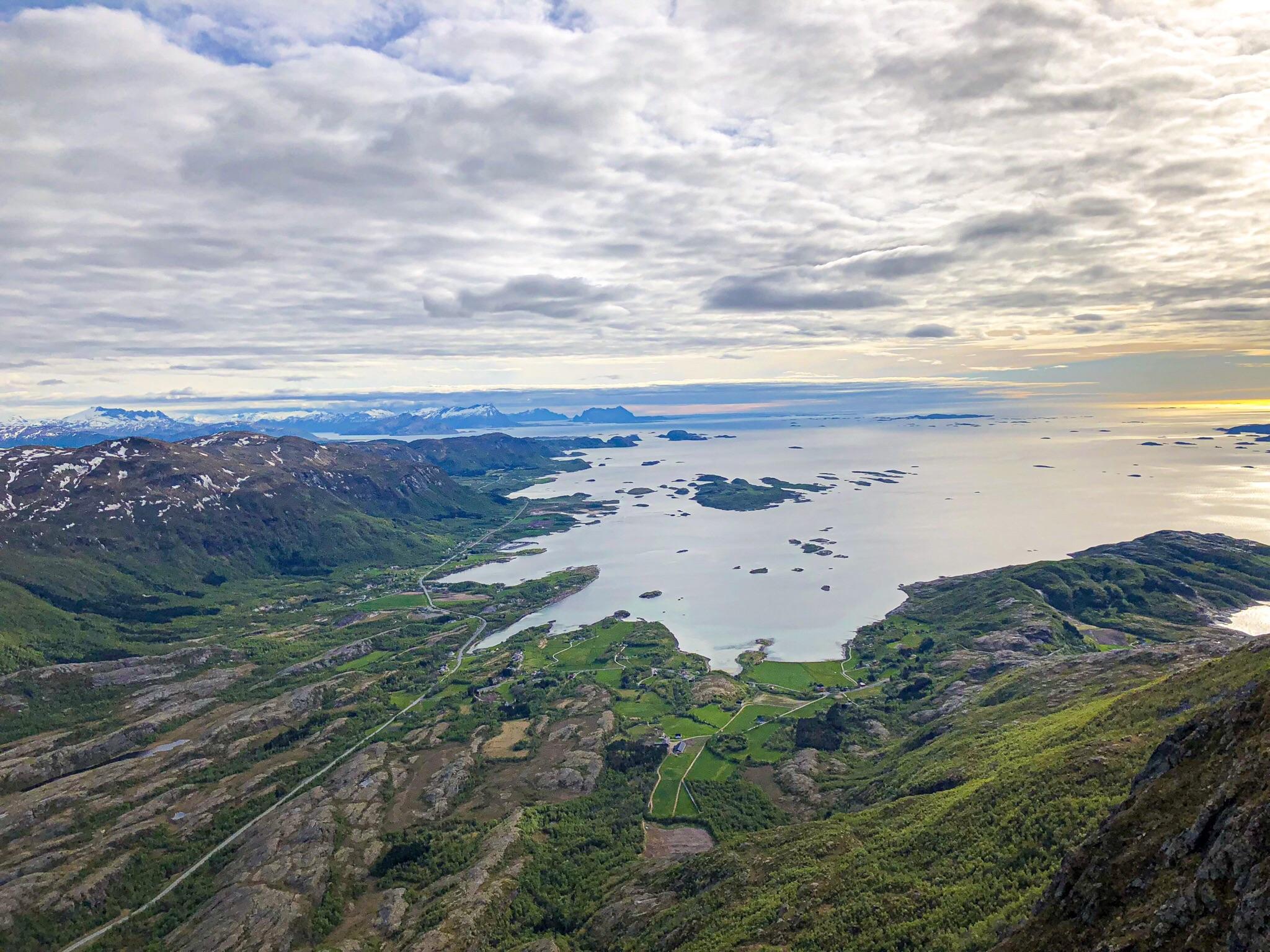 The sun doesn’t set in northern Norway r/pics