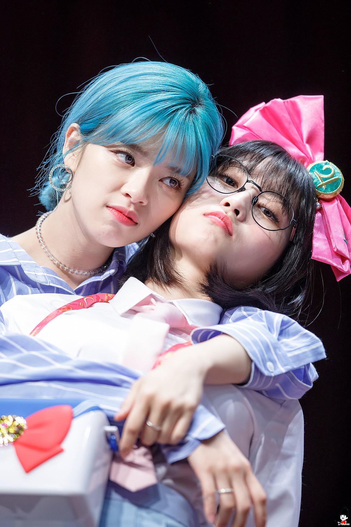Jeongyeon and Momo twice