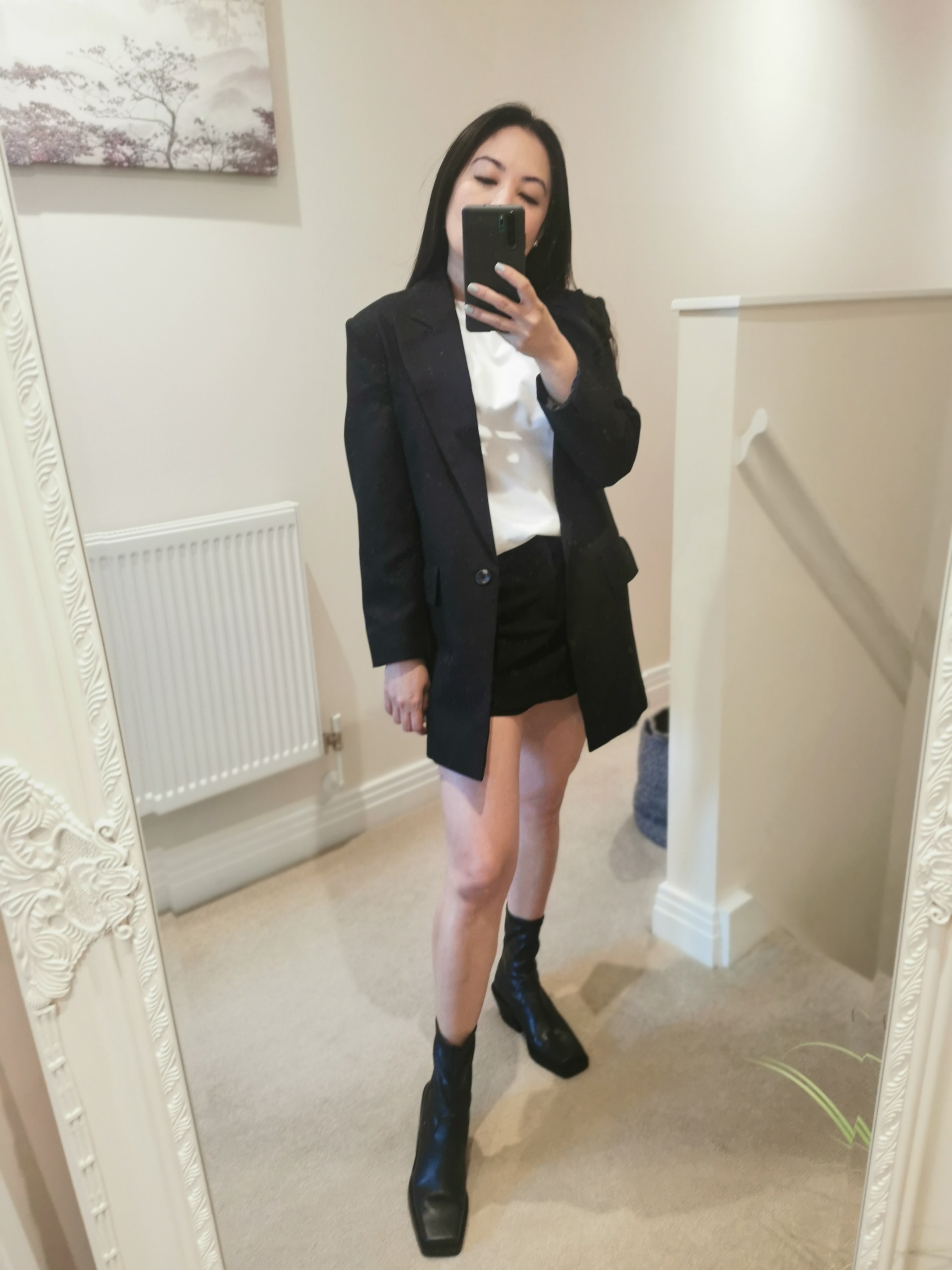 Does this type of boots make my legs look shorter? r/PetiteFashionAdvice