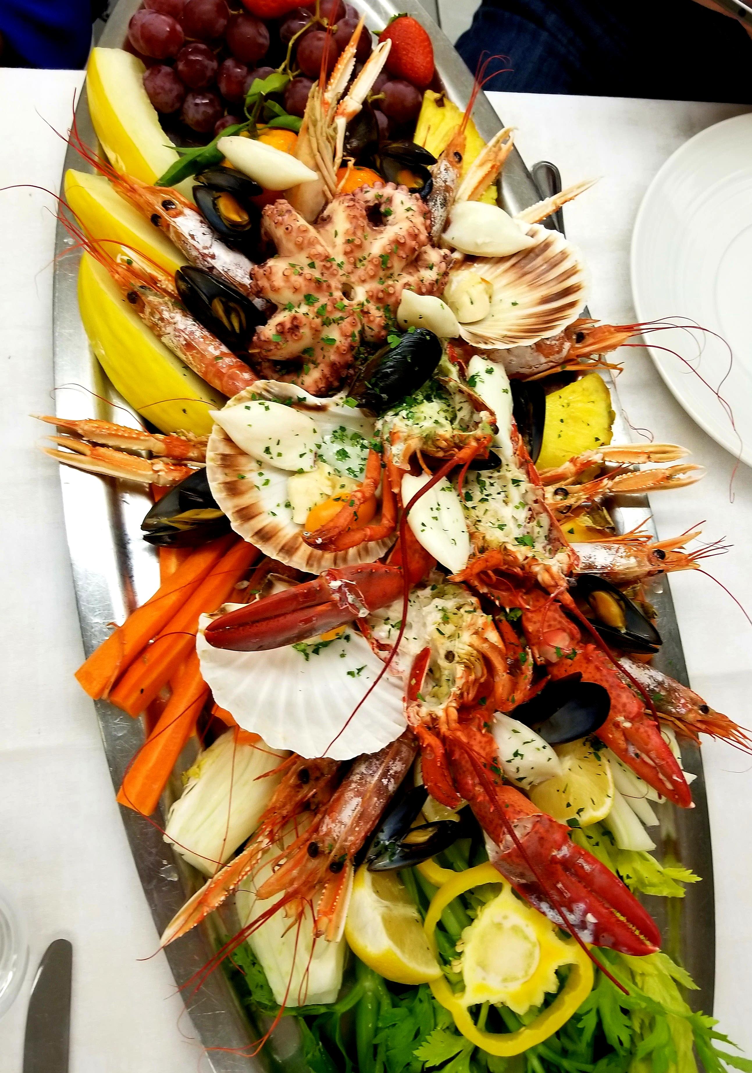 [I ate] A seafood platter near Milan, Italy. [2586x3688][OC] r/FoodPorn