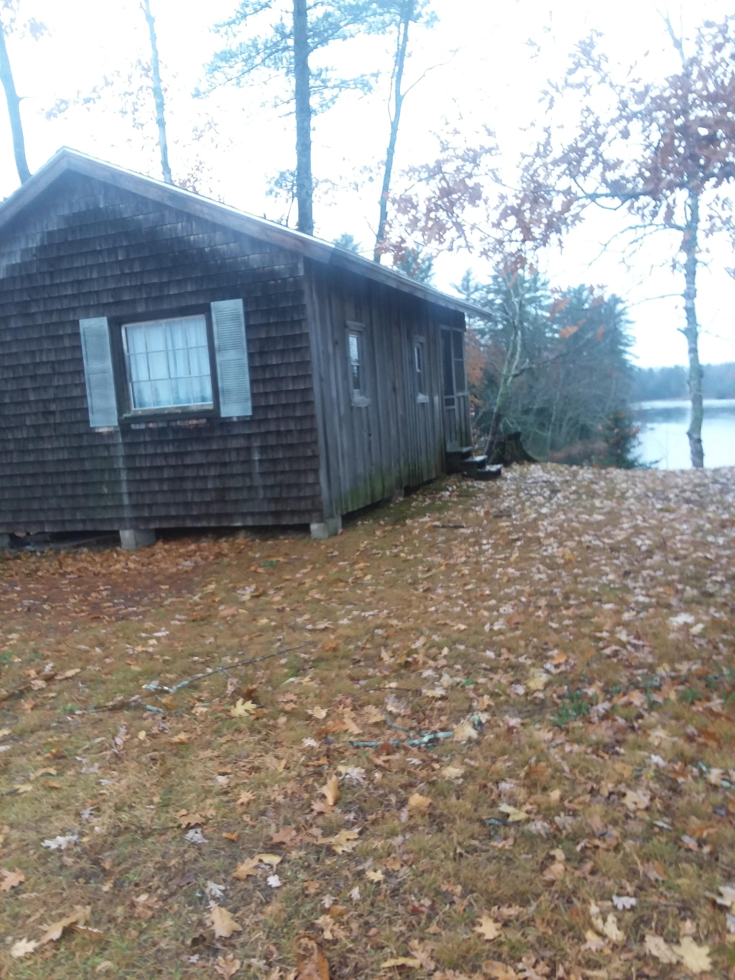 Cabin on the river. Baldwin, Maine r/CabinPorn
