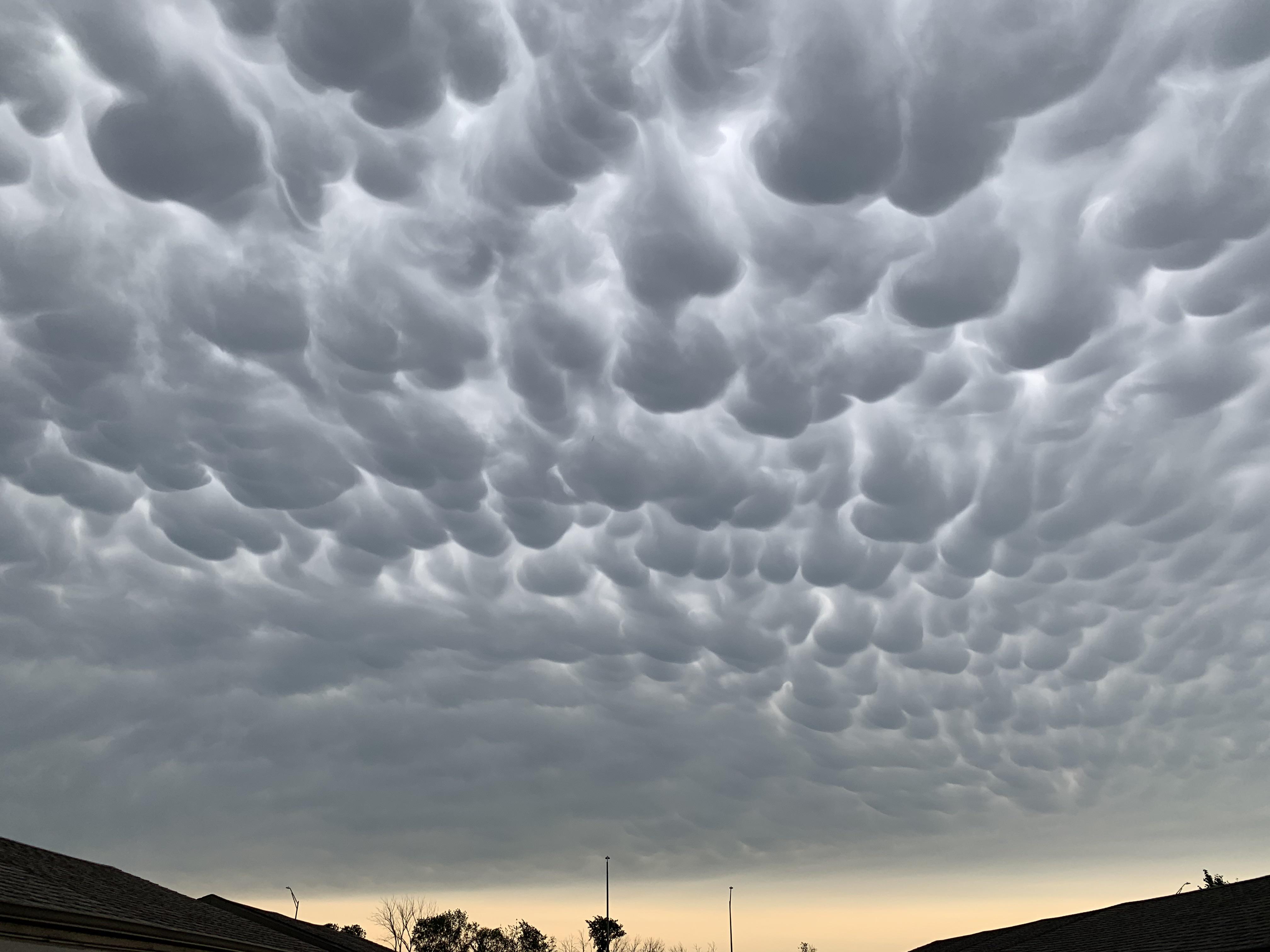 The clouds right before a severe thunderstorm in Grand Forks, North