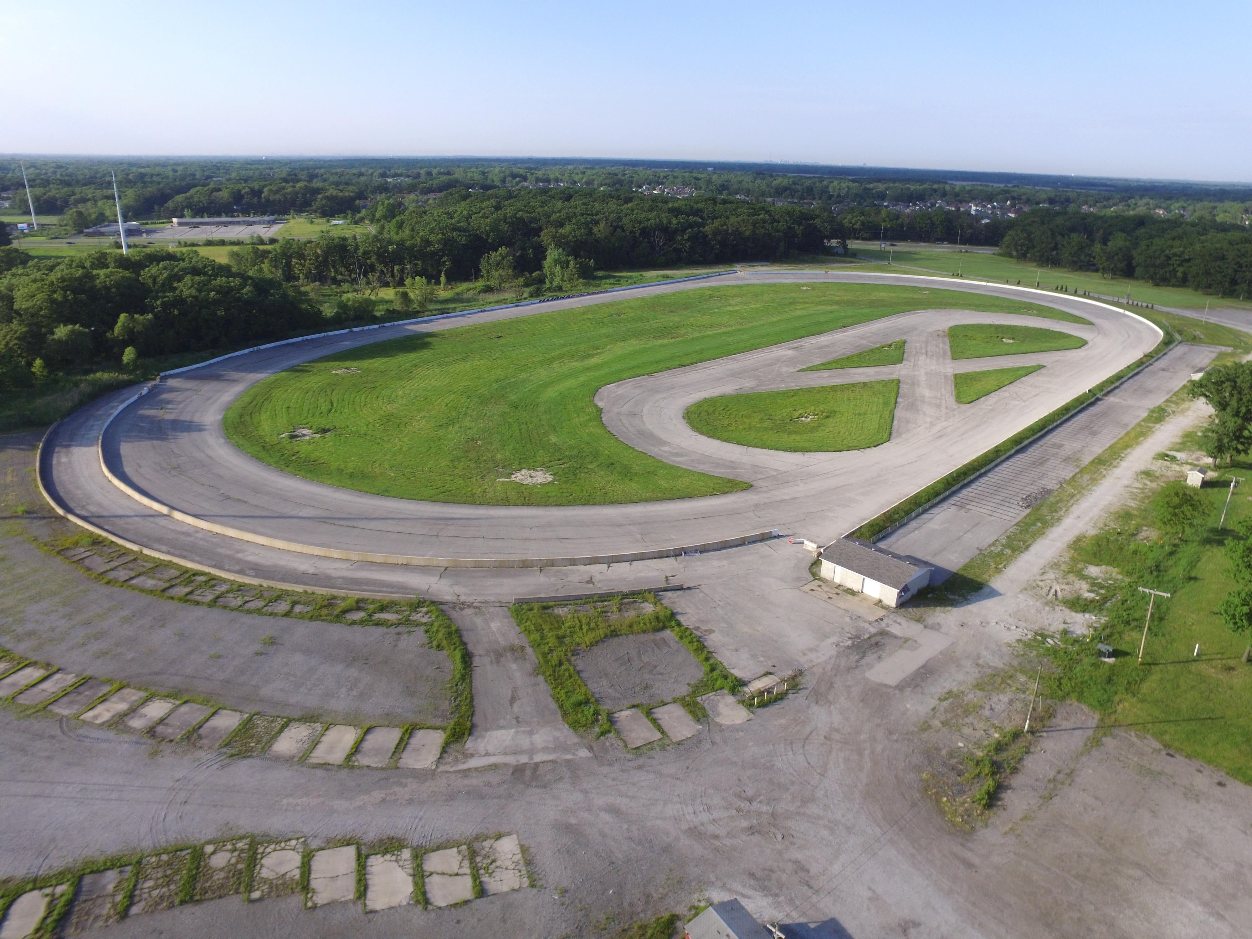 Abandoned Race Track, Schererville Indiana. [OC] [4000, 3000] r