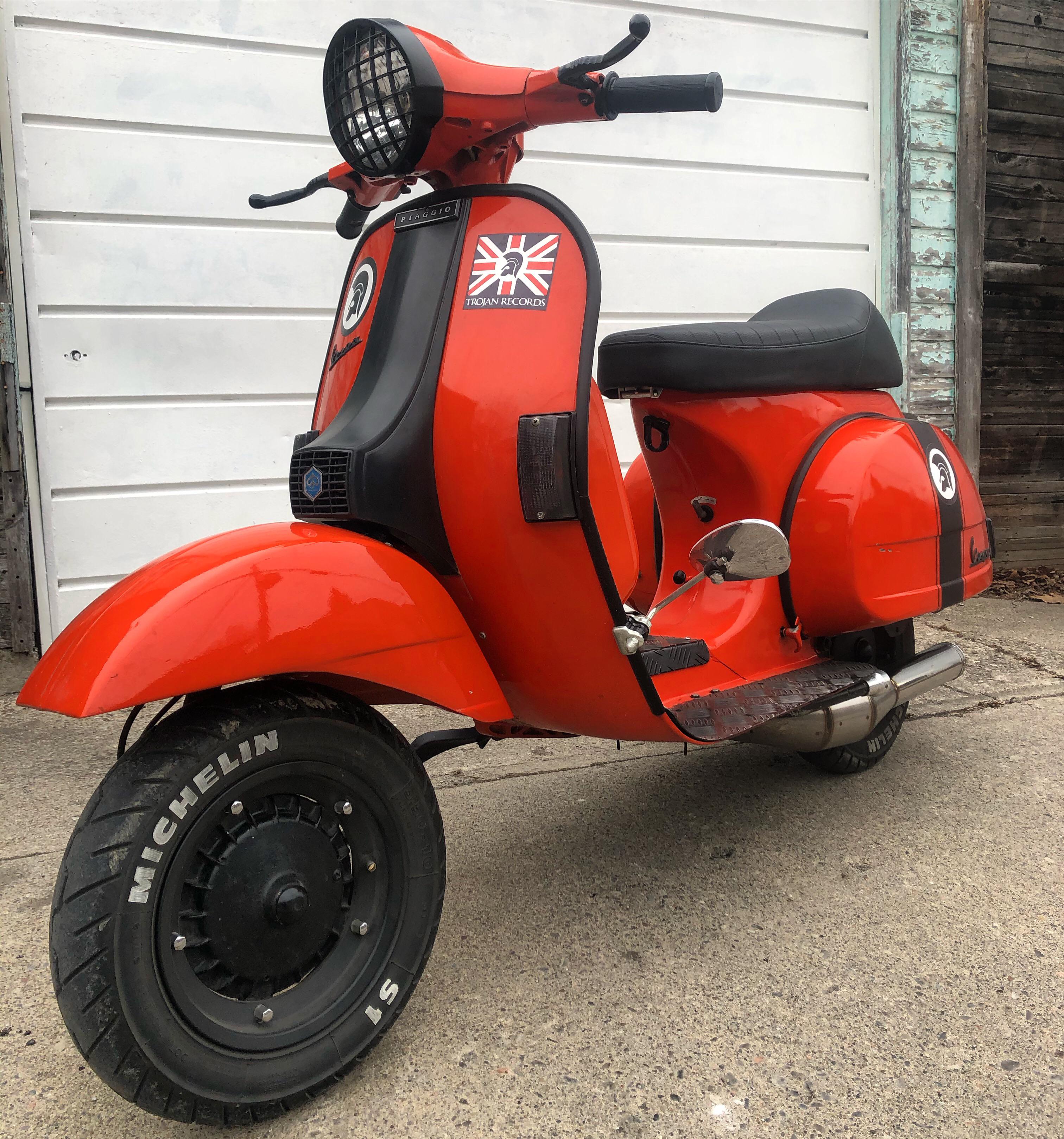 Warm weather in Toronto 😎 ‘81 Vespa P200 w/ Pinasco 225 r/scooters