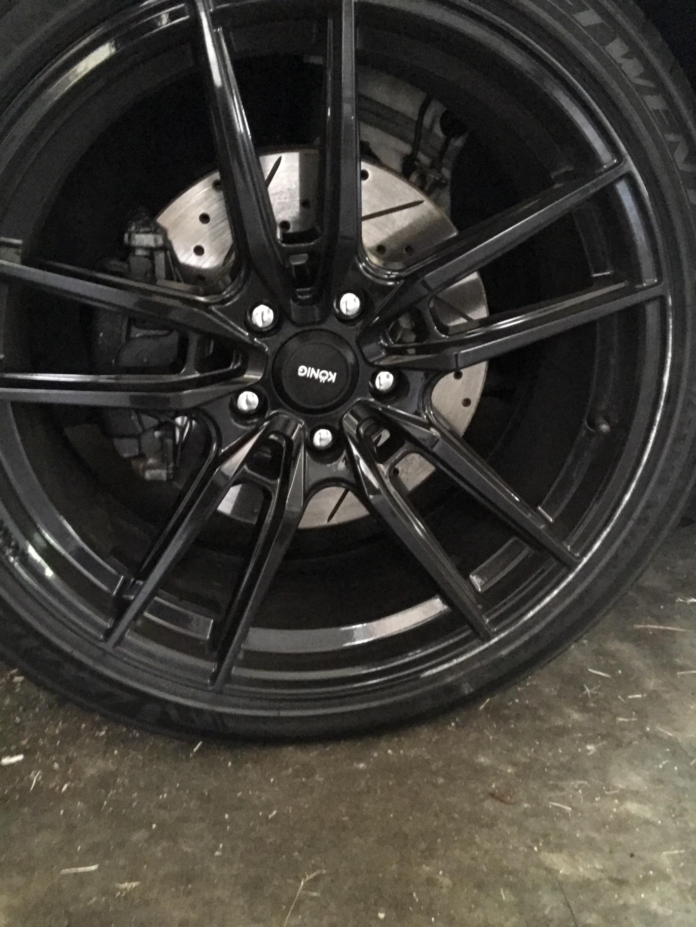 So I just scratched my rim and idk how to fix it. What’s an inexpensive