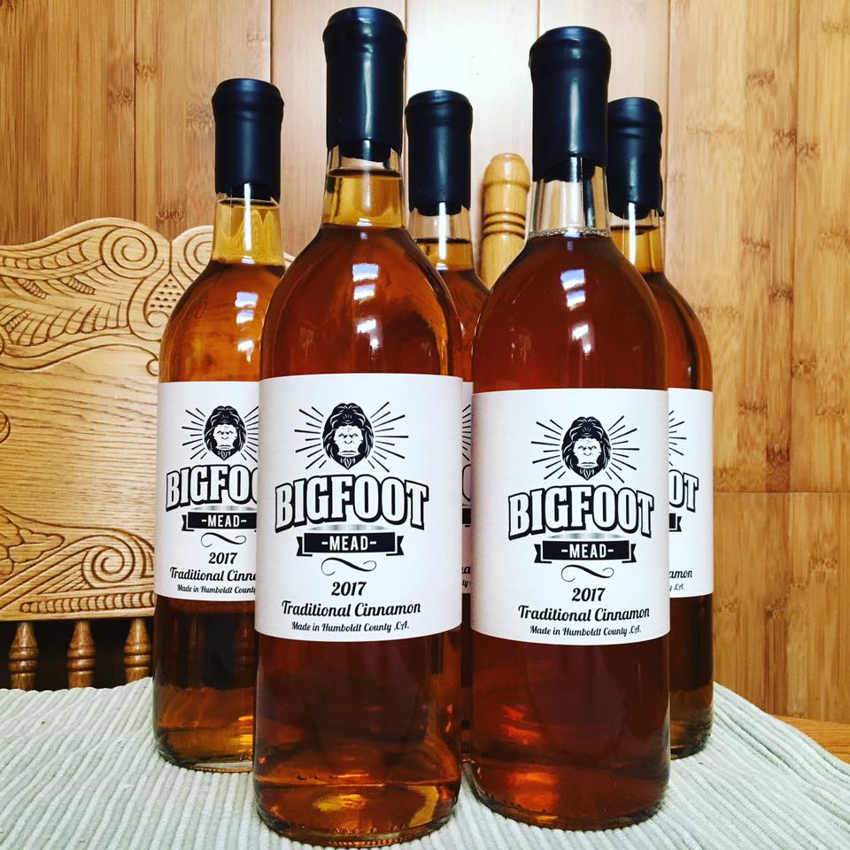 Bottled my cinnamon metheglin. r/mead