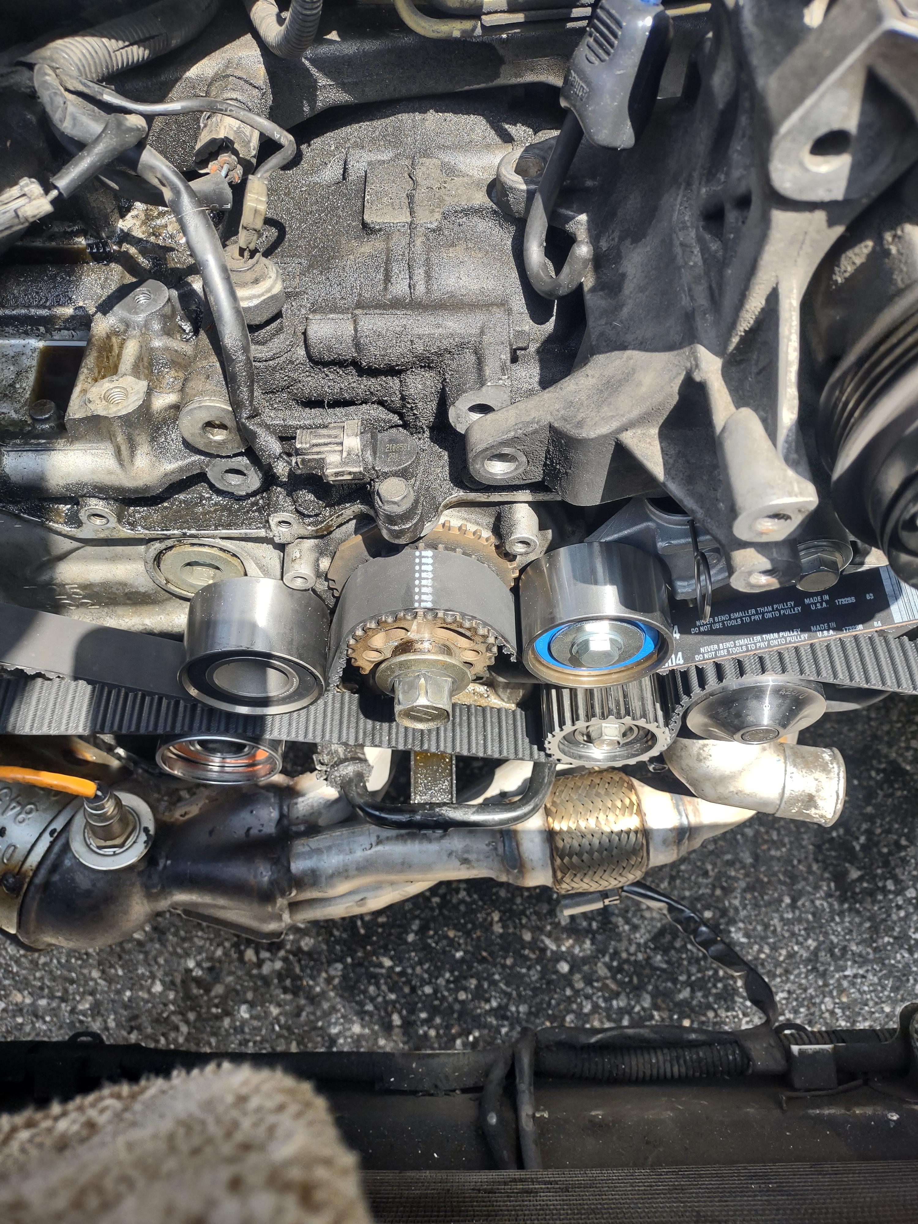 Crank bolt stuck in sprocket. r/MechanicAdvice