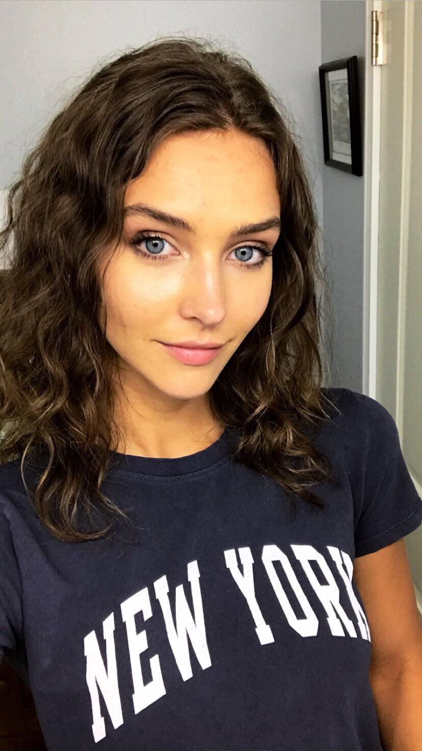 Rachel Cook’s eyes are mesmerizing r/PrettyGirls