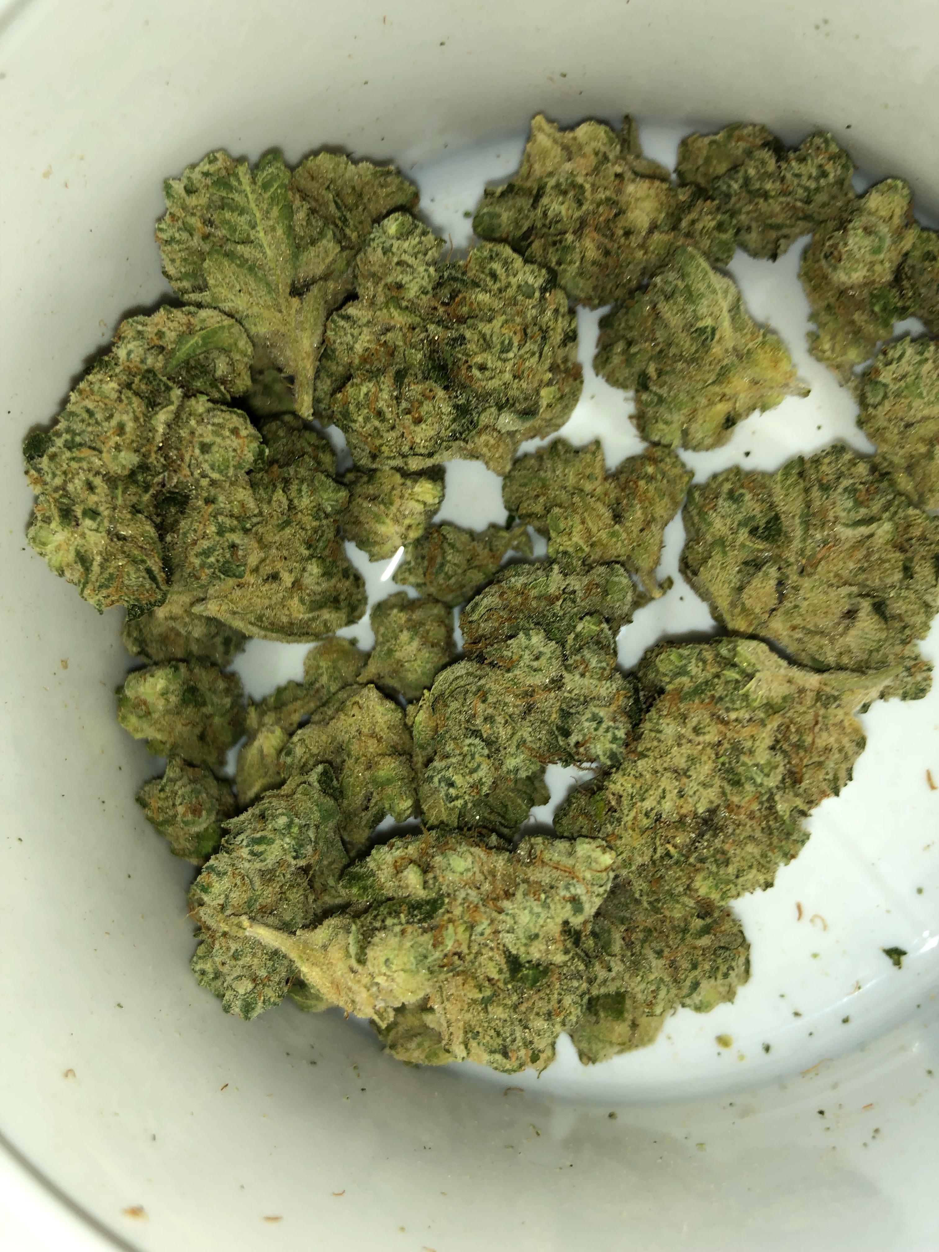 Lemon triangle kush high supply. r/ILTrees