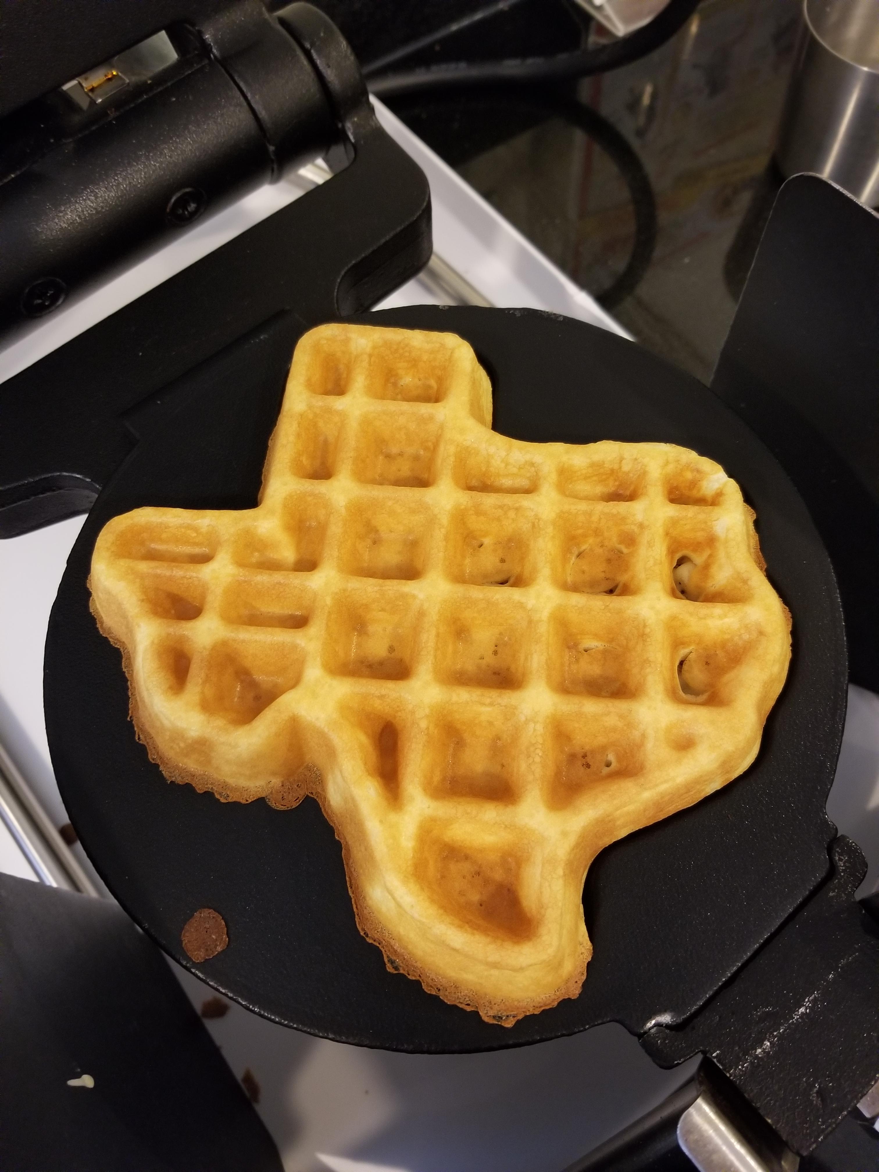 My texas shapped waffle at a hotel in west Texas. r/mildlyinteresting