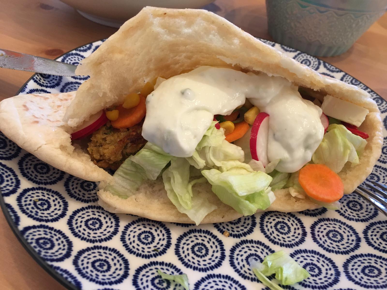 [Homemade] FalafelKebab with Tzatziki r/food