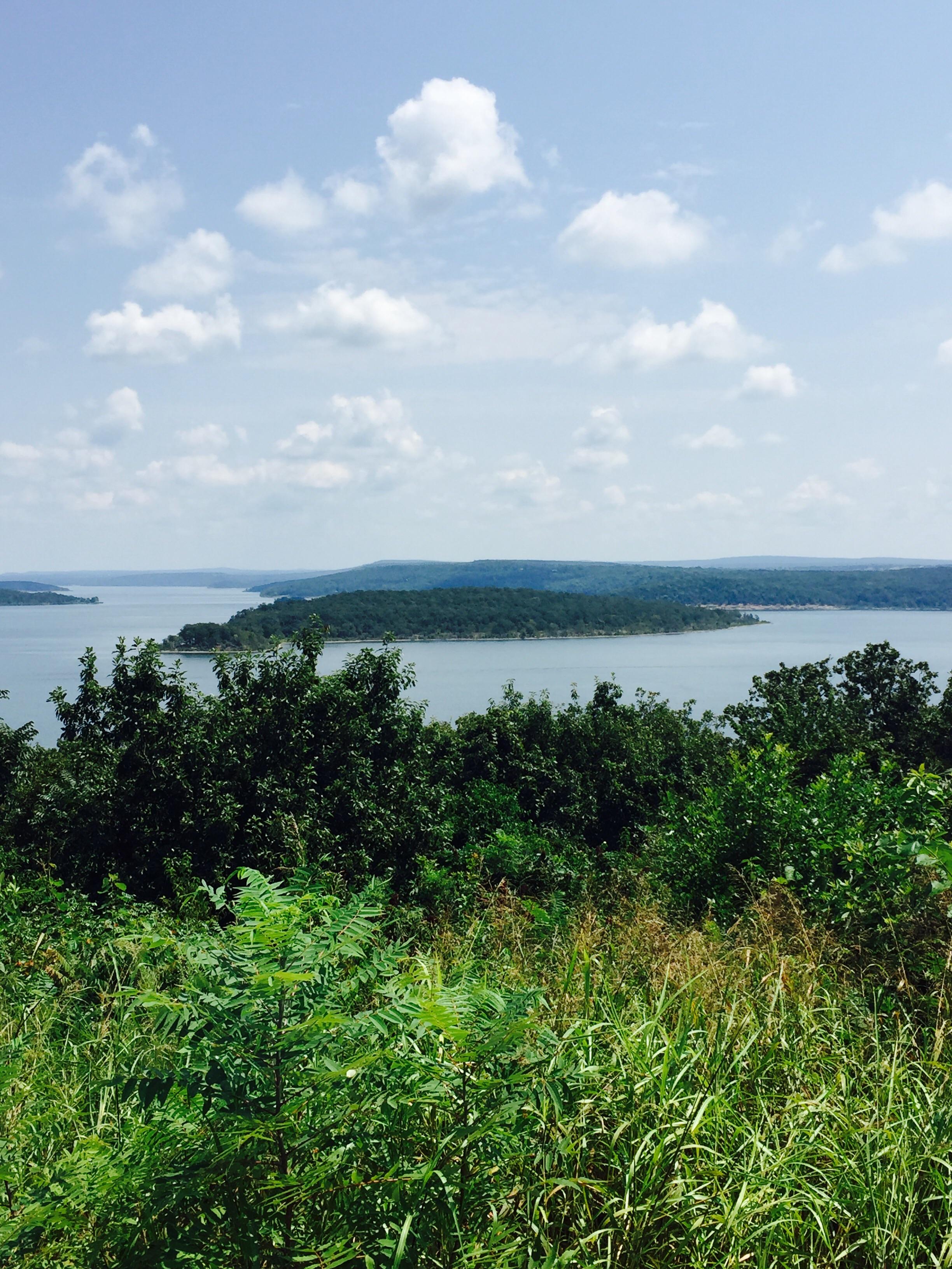 This place is known as Paradise Hills in Tenkiller lake in Oklahoma. It
