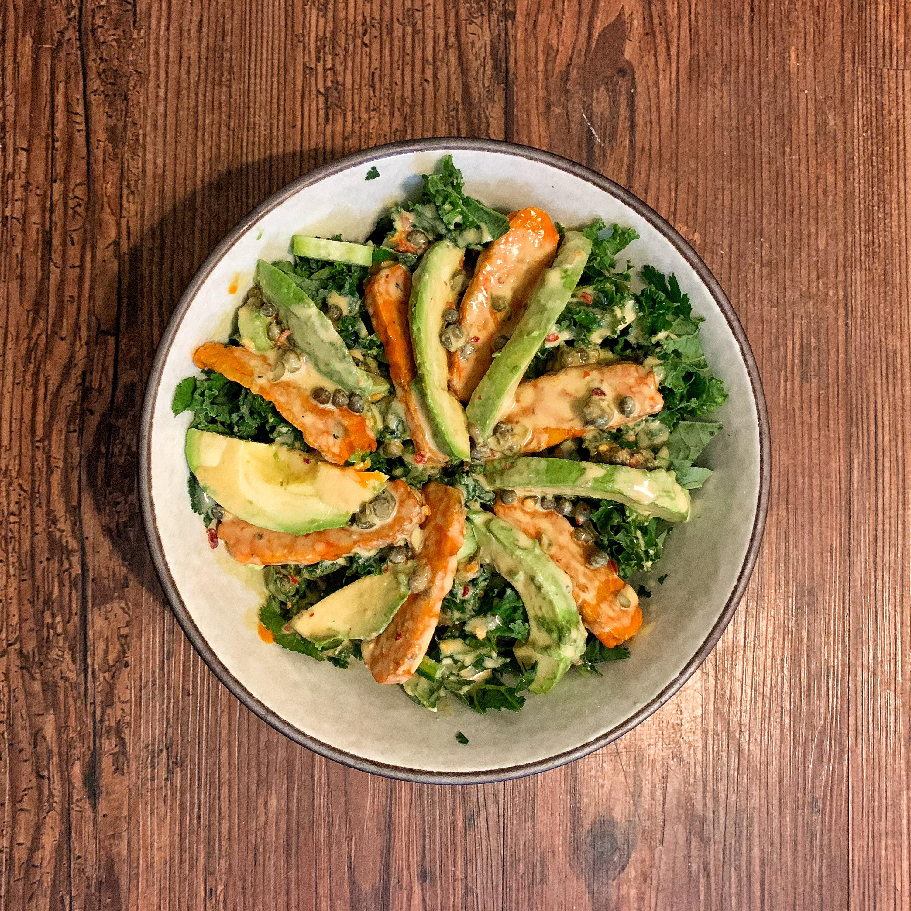Buffalo Tempeh Kale salad with tahini caper dressing r/vegetarianketo