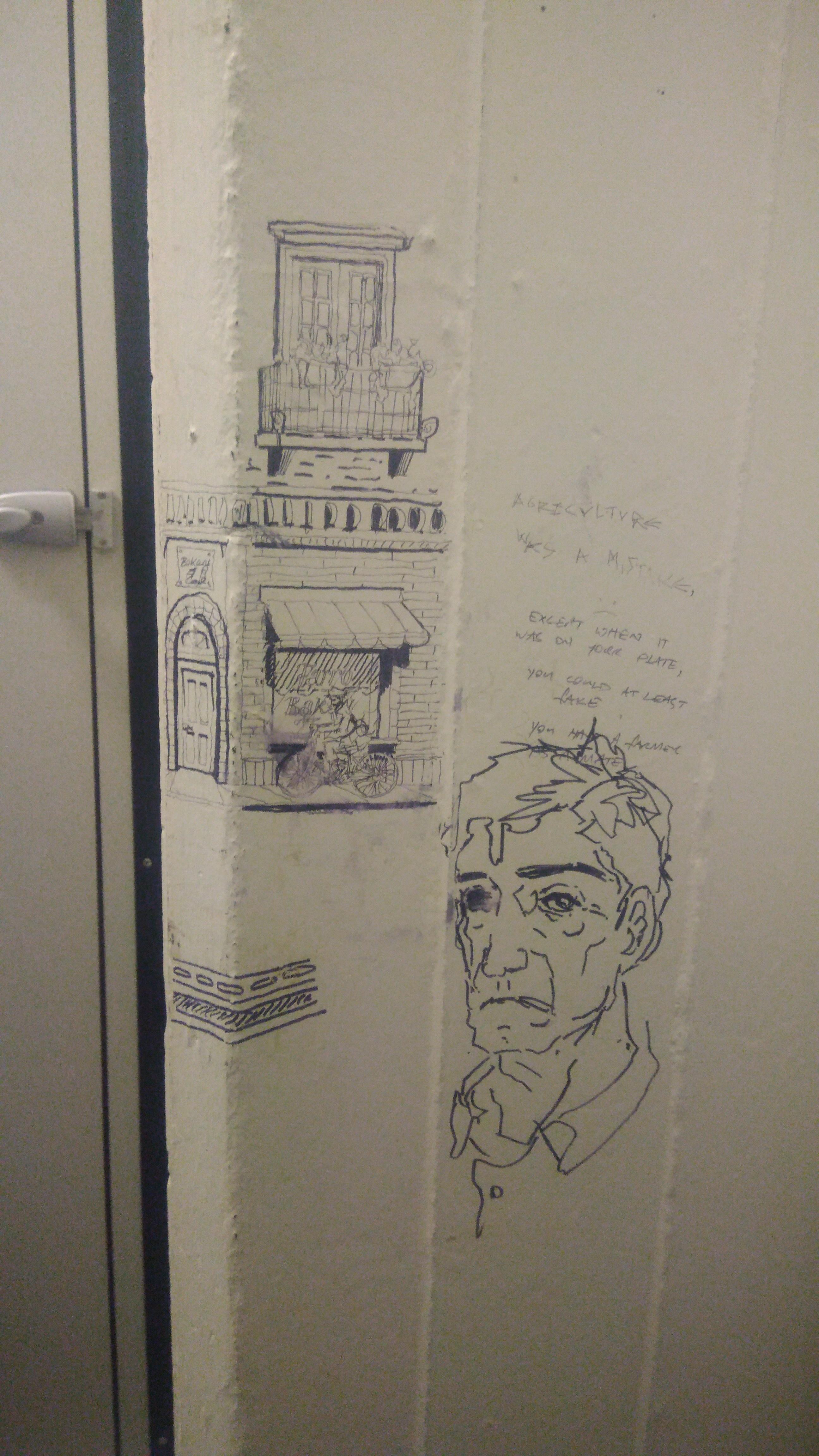 Next level bathroom Graffiti r/funny