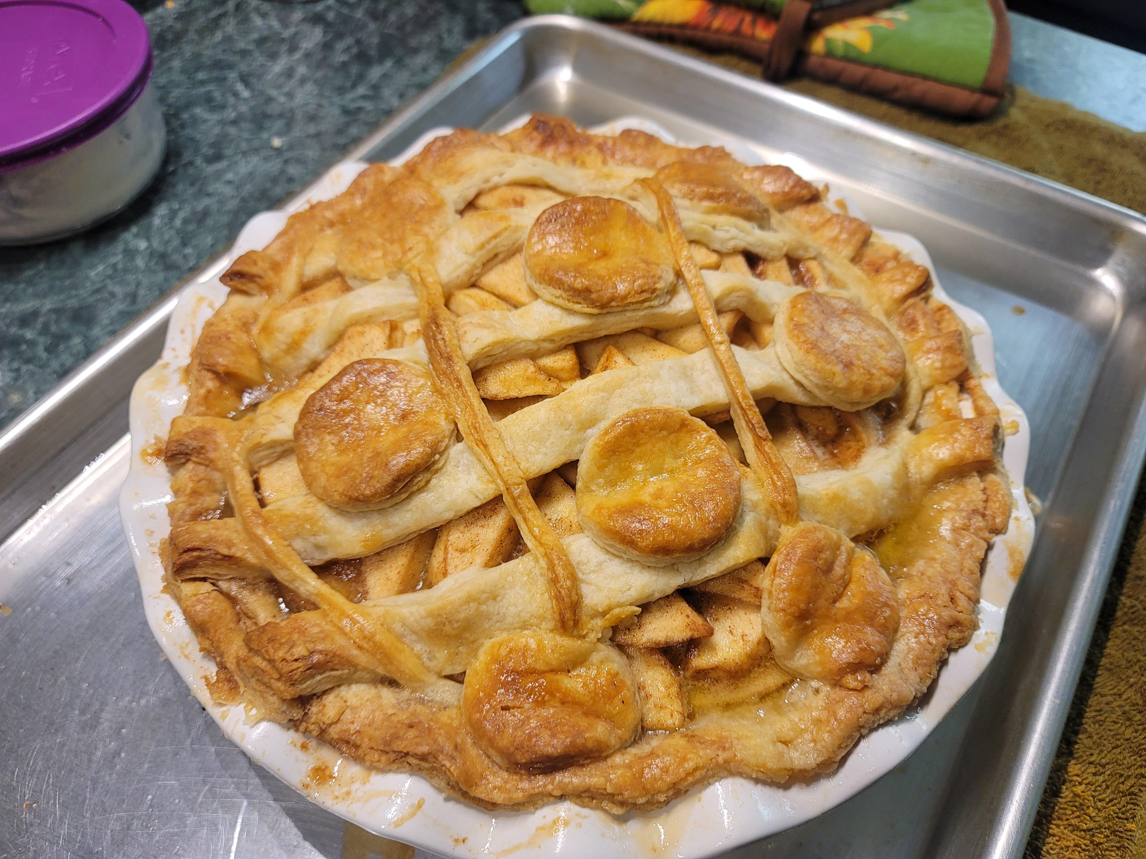 [Homemade] Pink Lady Apple Pie r/food