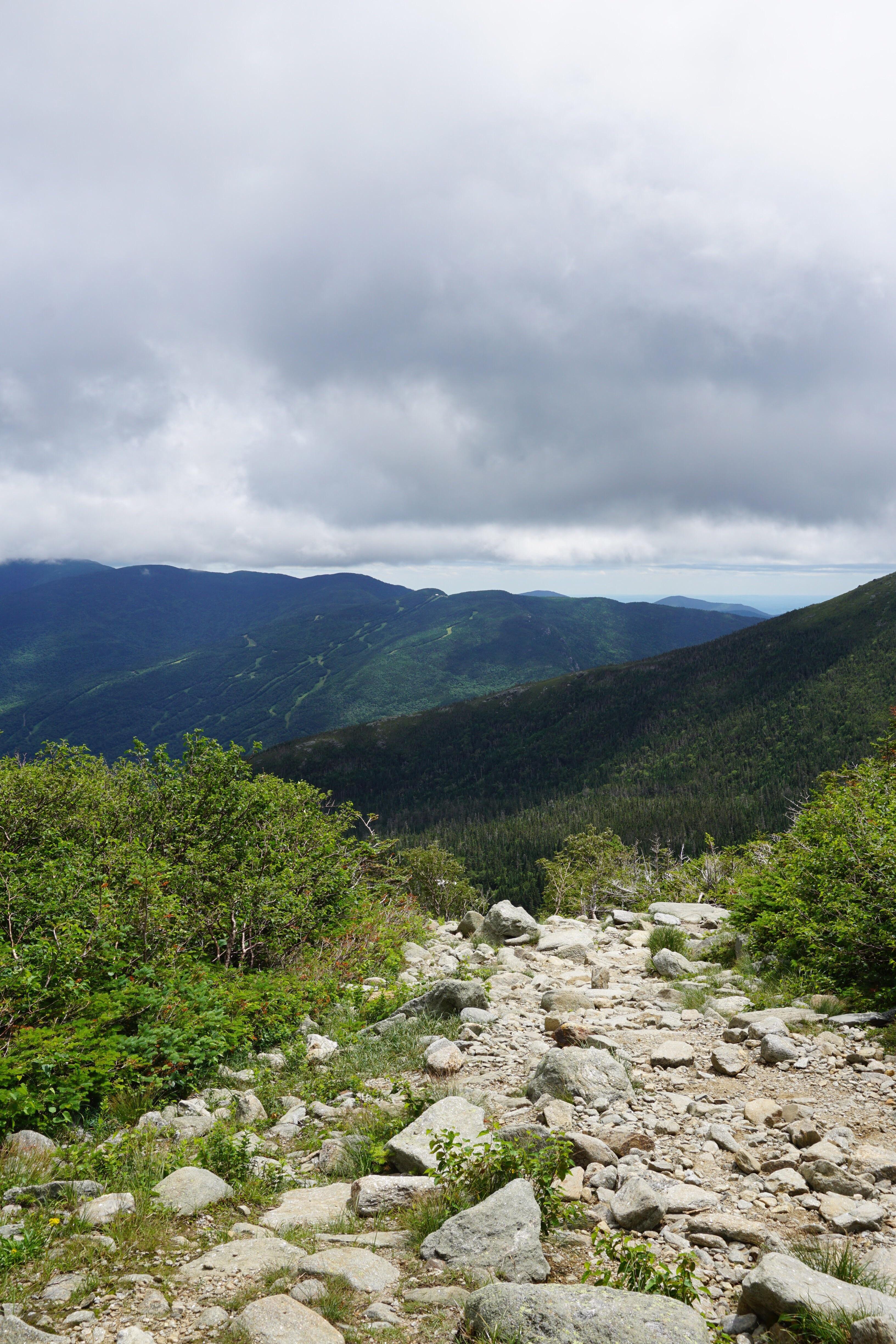 Took this picture on my way up to Mt. Washington summit (6,286') r/hiking