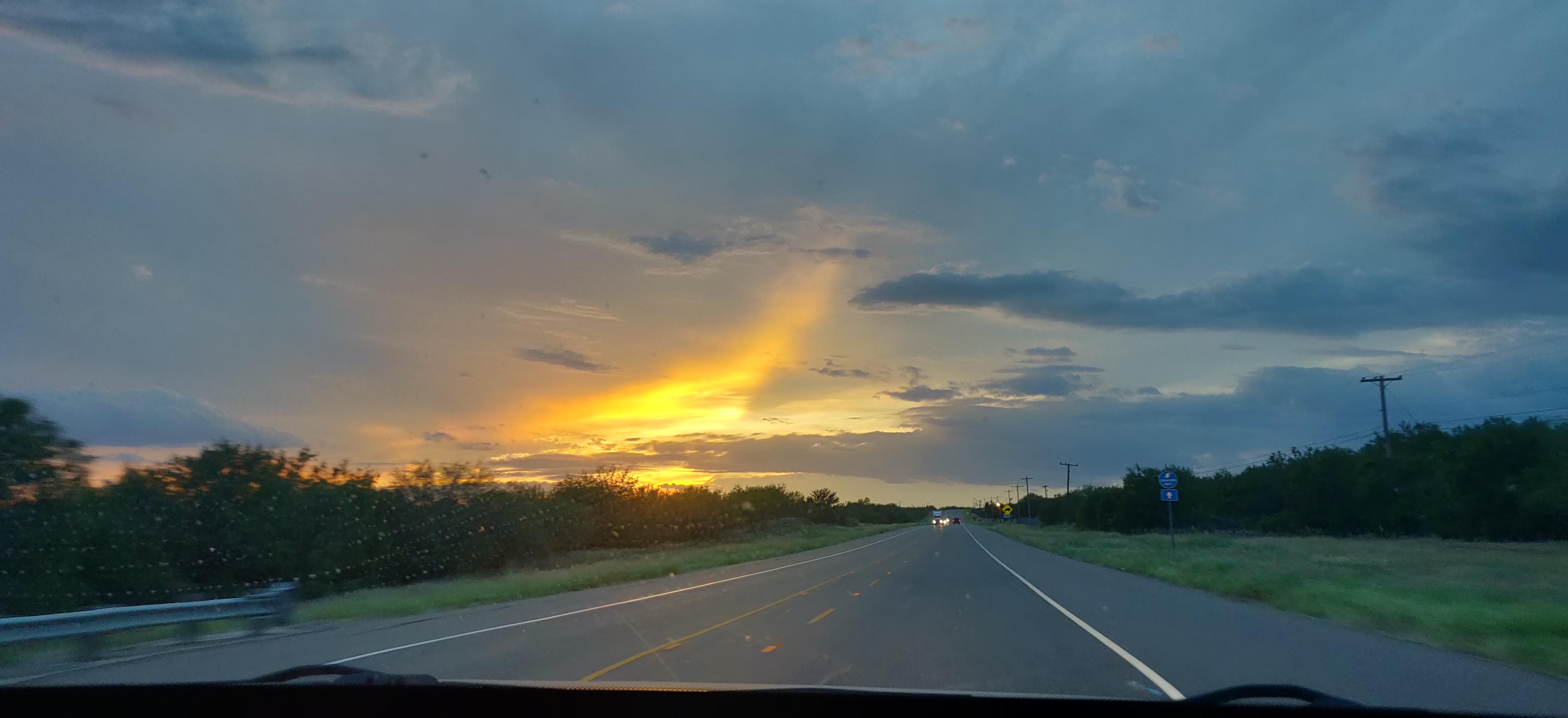 [OC] Highway close to Zapata Tx. r/SkyPorn