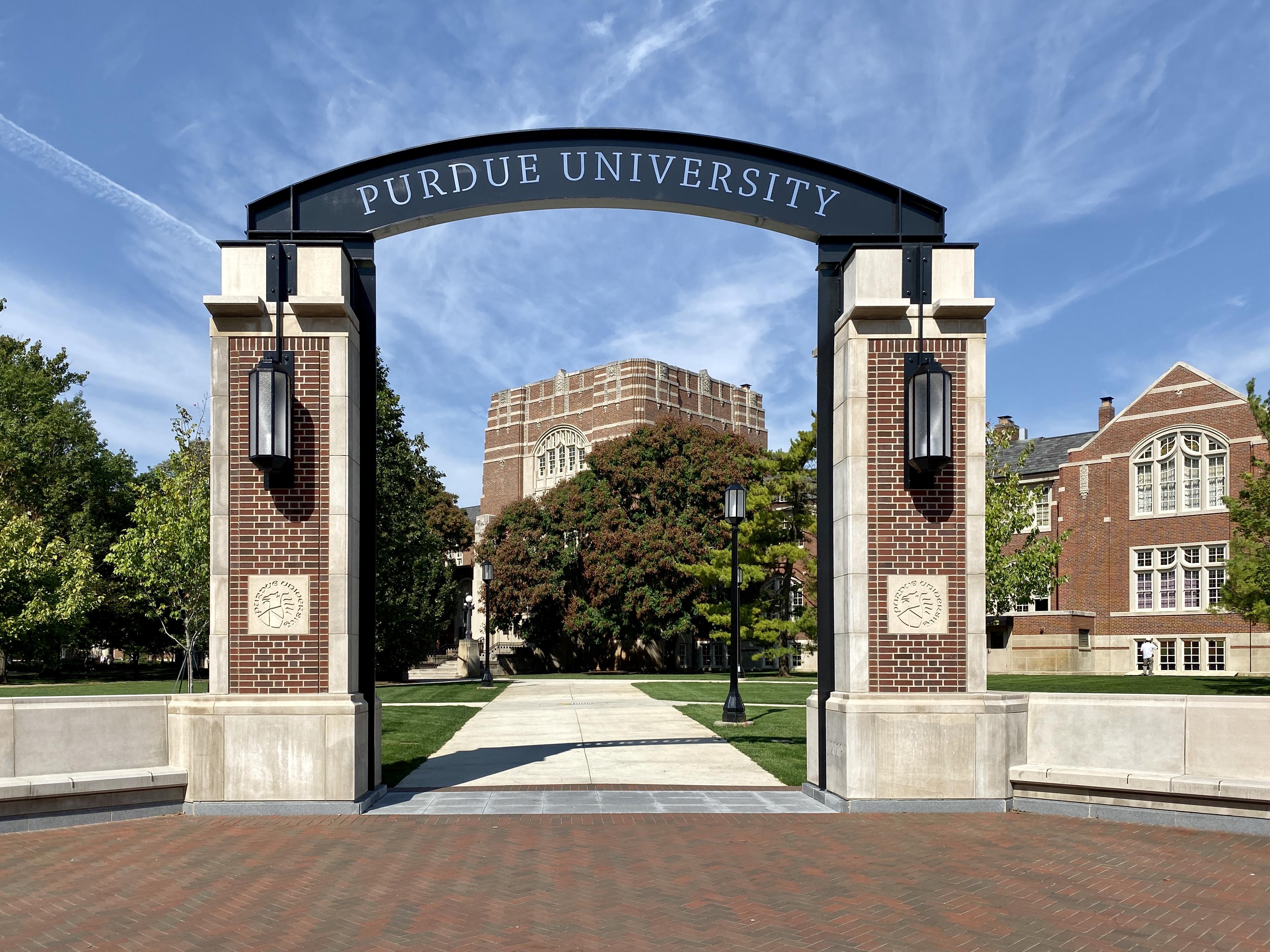 The new campus gateway arch is very photogenic r/Purdue