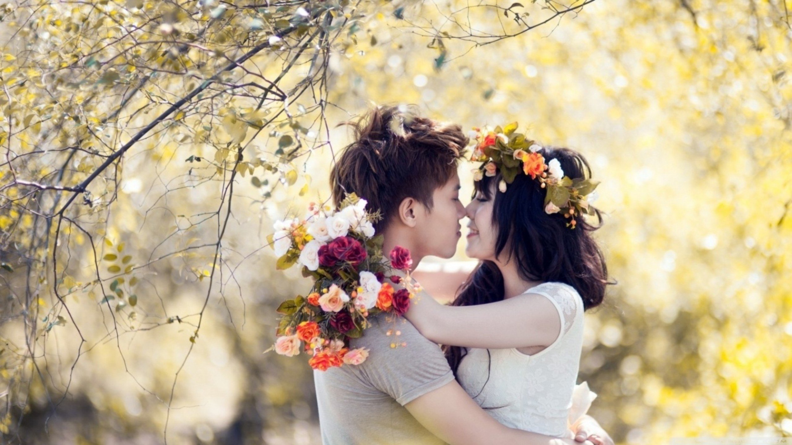 Flower kiss under a tree r/lovepics