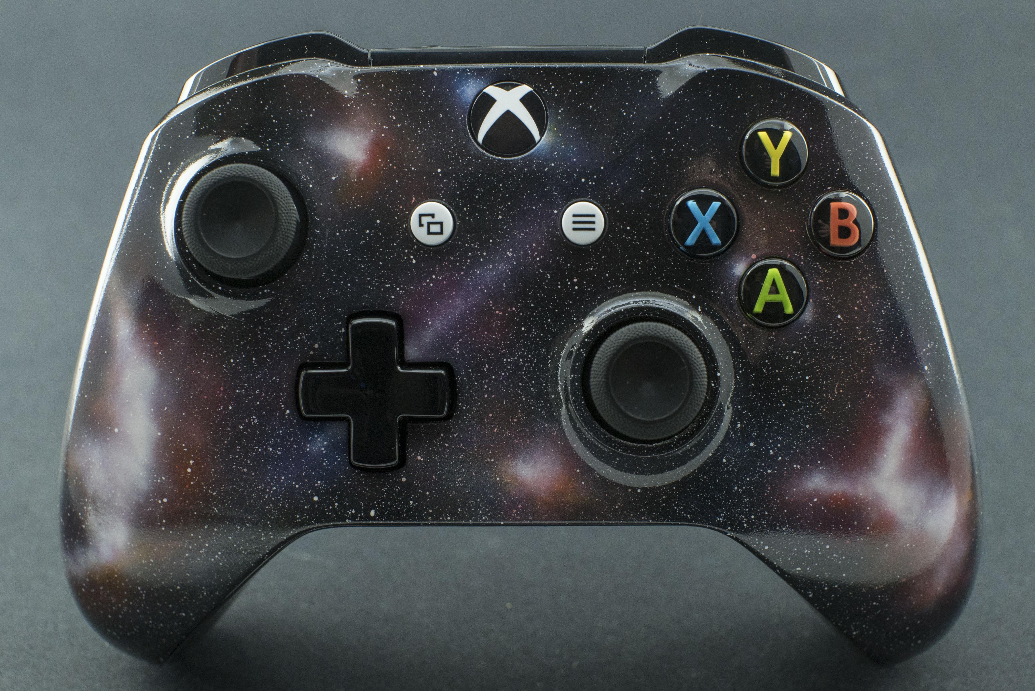 Just finished painting another custom controller and felt really proud