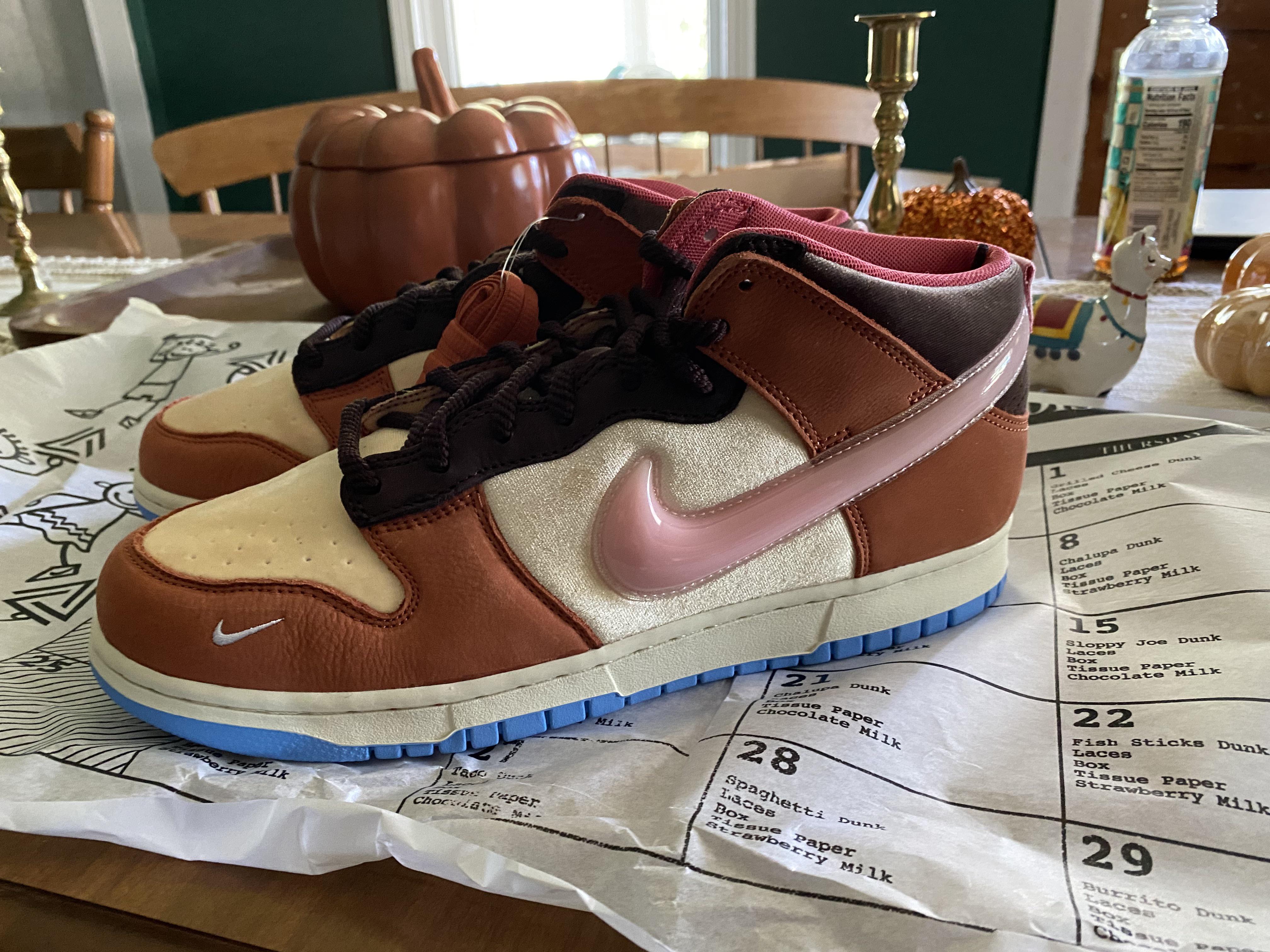 Social Status Dunks the materials so damn nice on these r/Repsneakers