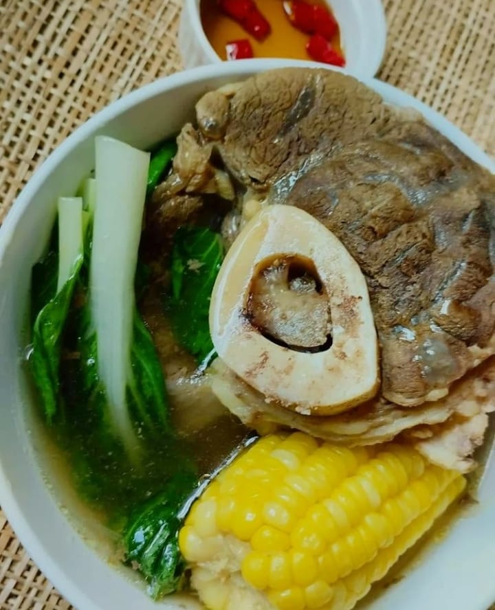 Filipino soup dish made of beef shank and that yummy bone marrow, a