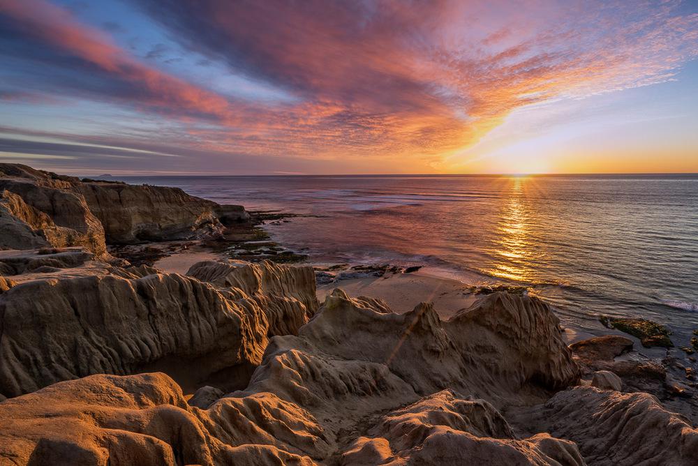 Sunset cliffs, california, USA Photo by Scott Davenport r/BeAmazed