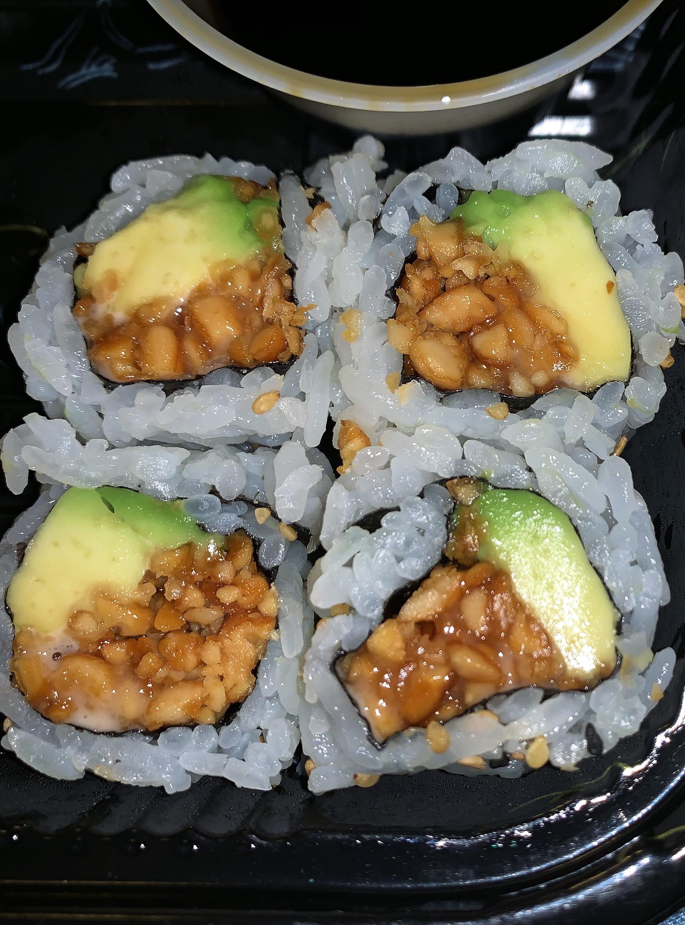 Peanut Avocado Sushi 🤤🤤🤤 r/vegan