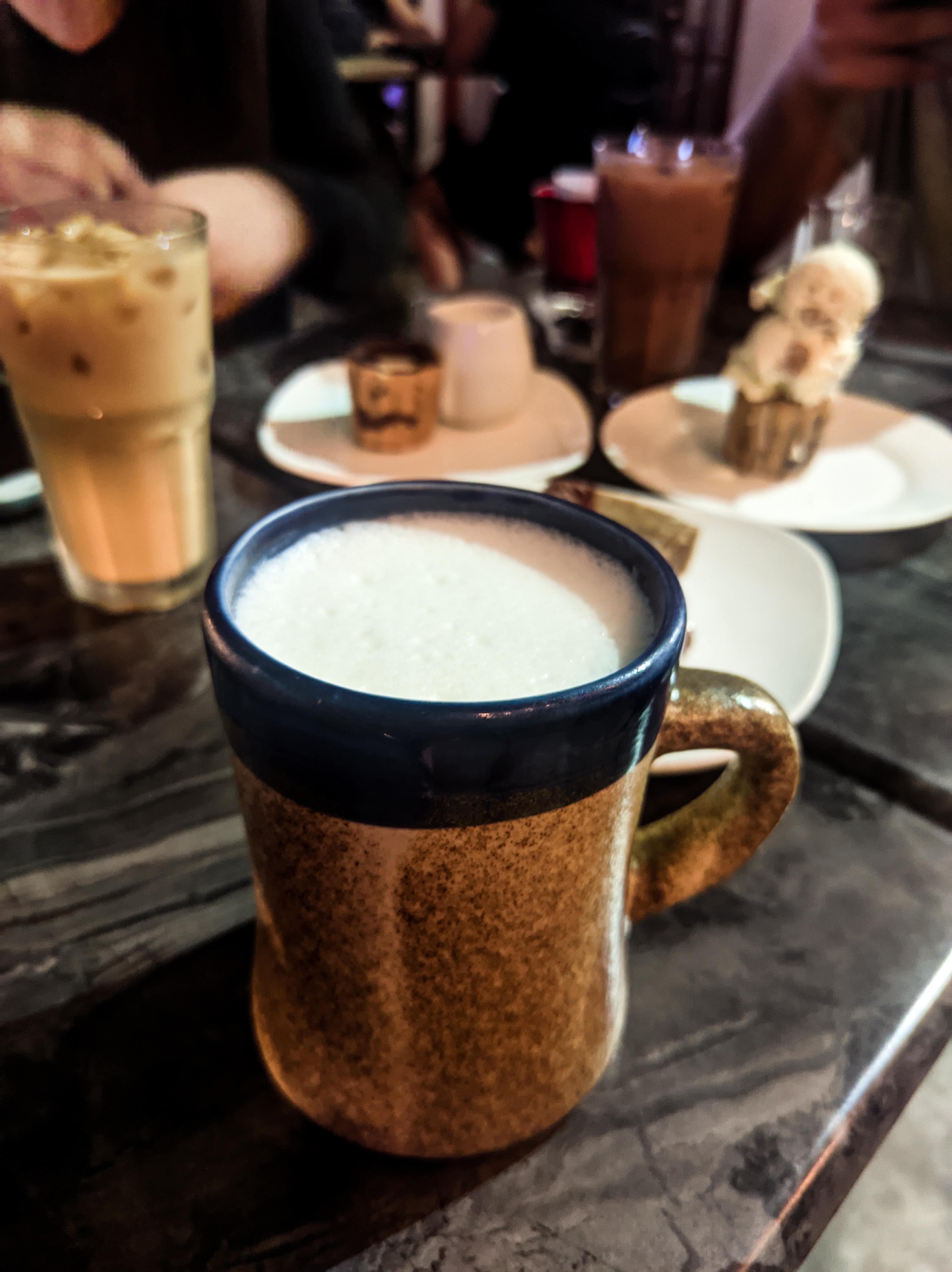 hello to noncoffee drinkers! what's your go to noncoffee drink? [ I