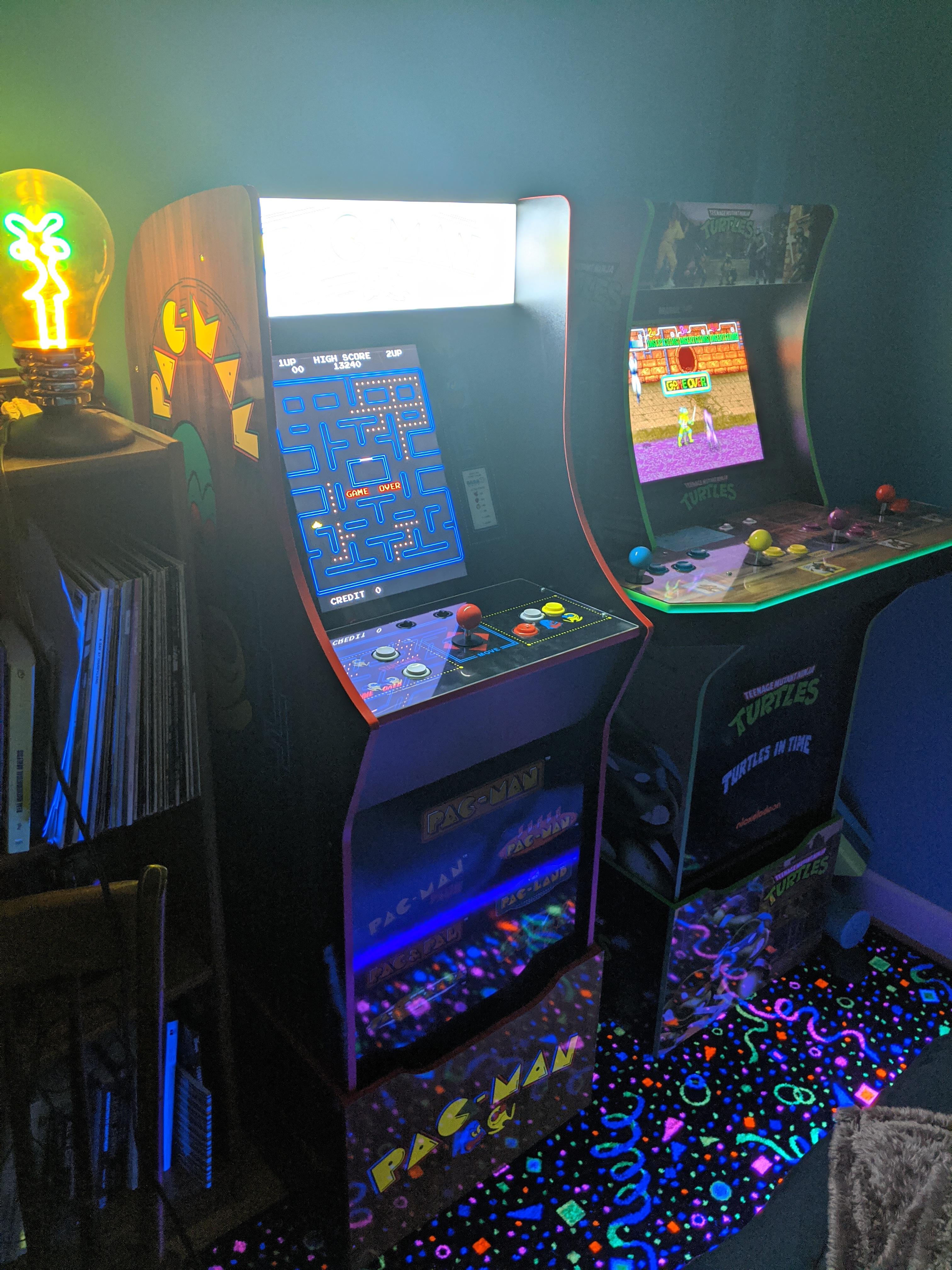 My corner arcade. Or, arcade corner more accurately r/Arcade1Up