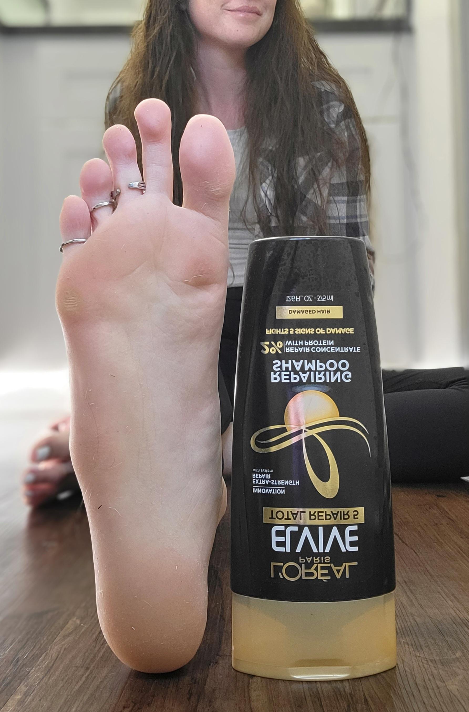 My huge feet make everything else look so small in comparison. 😵‍💫 ️ : Size10PlusSoles